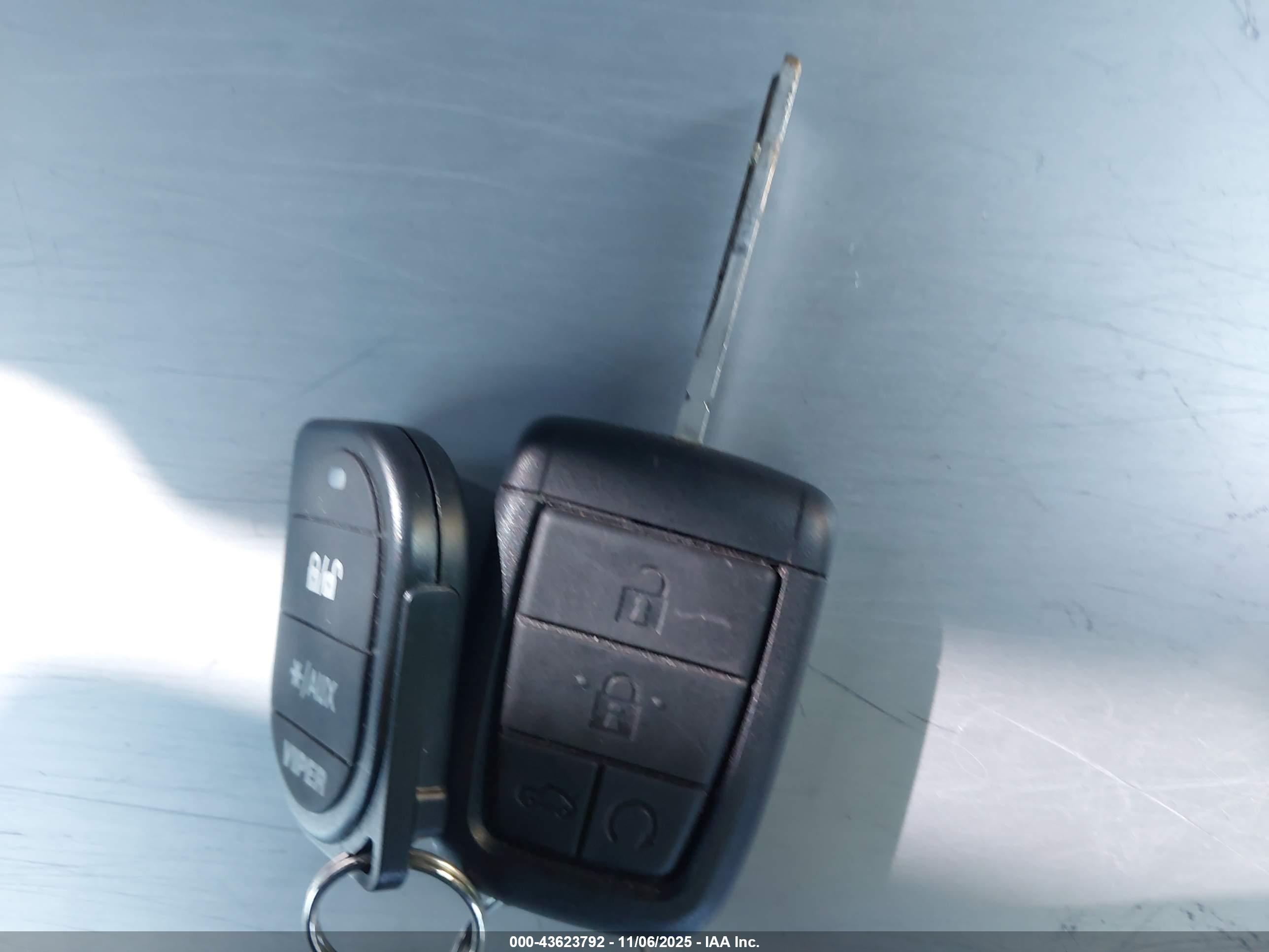 PONTIAC G8 image 11