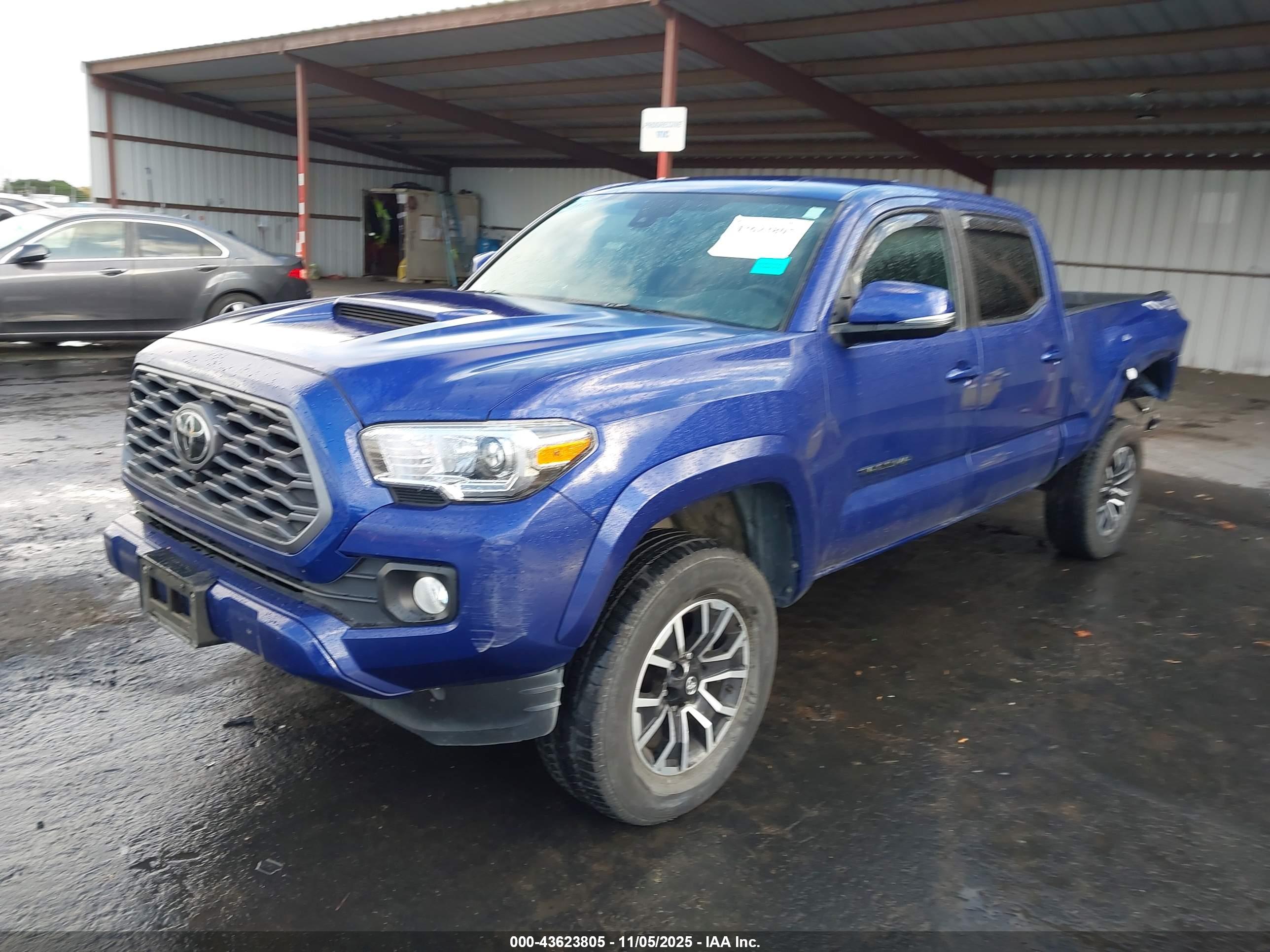 TOYOTA TACOMA image 2