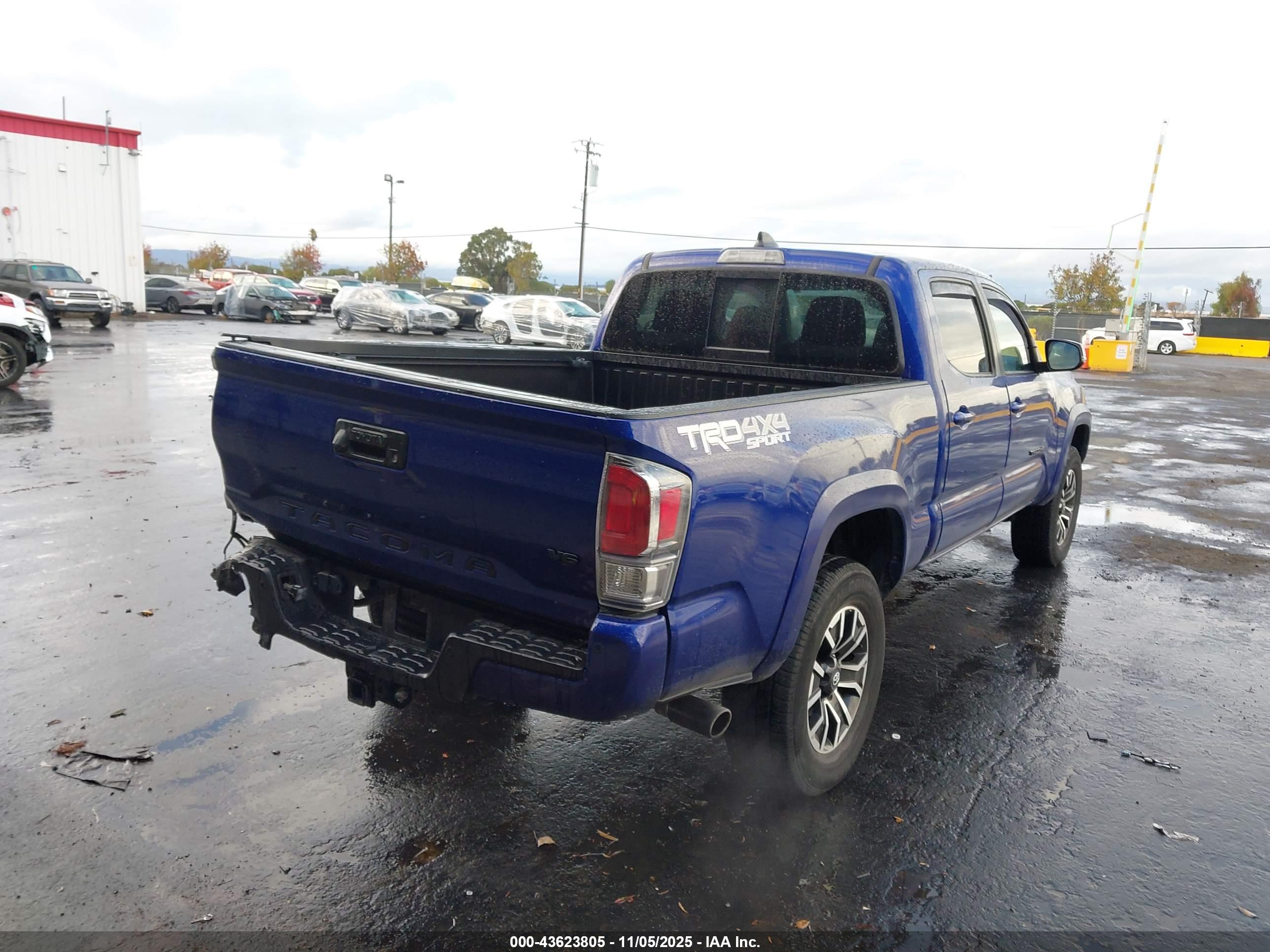 TOYOTA TACOMA image 4