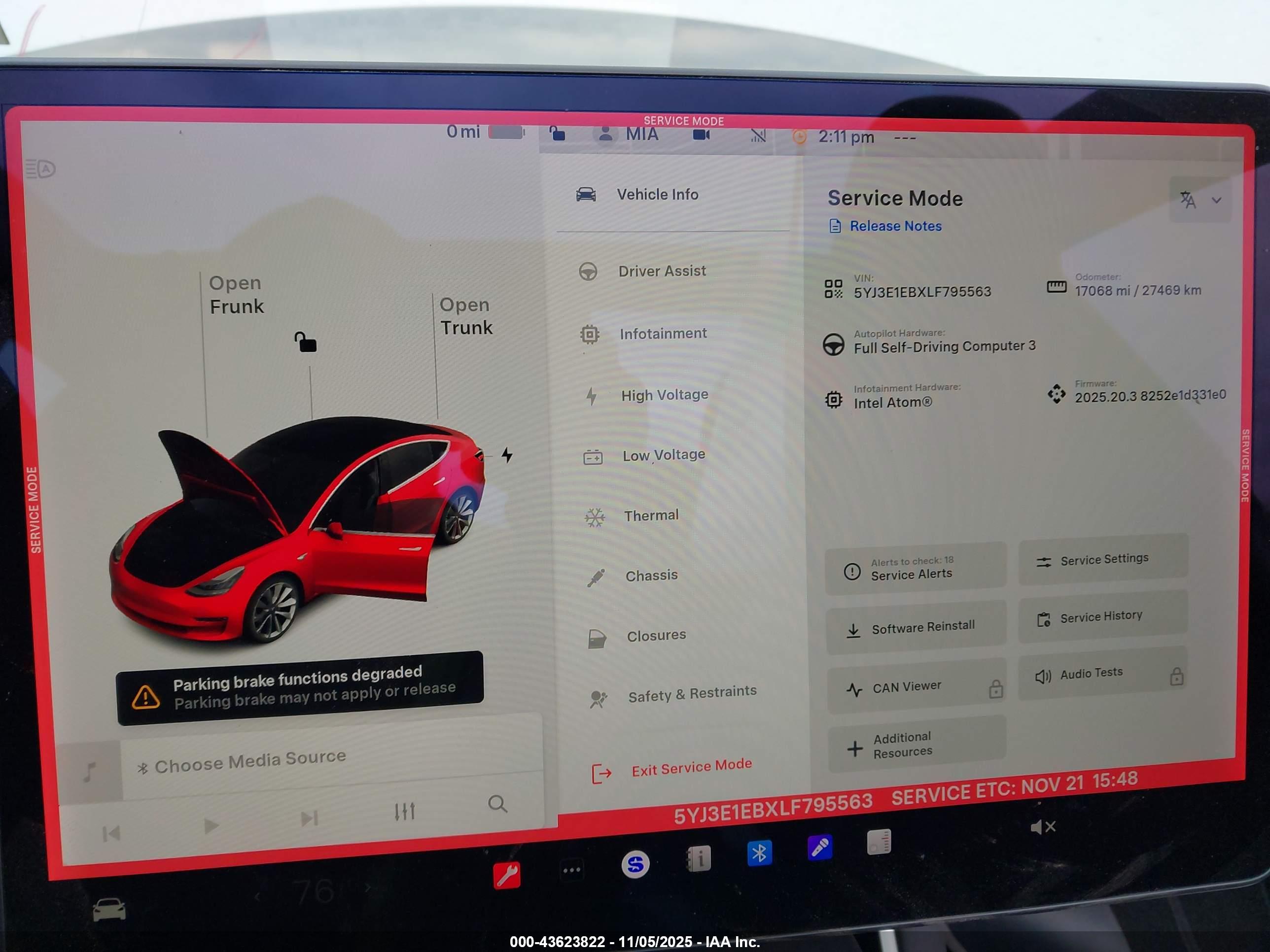 TESLA MODEL image 7