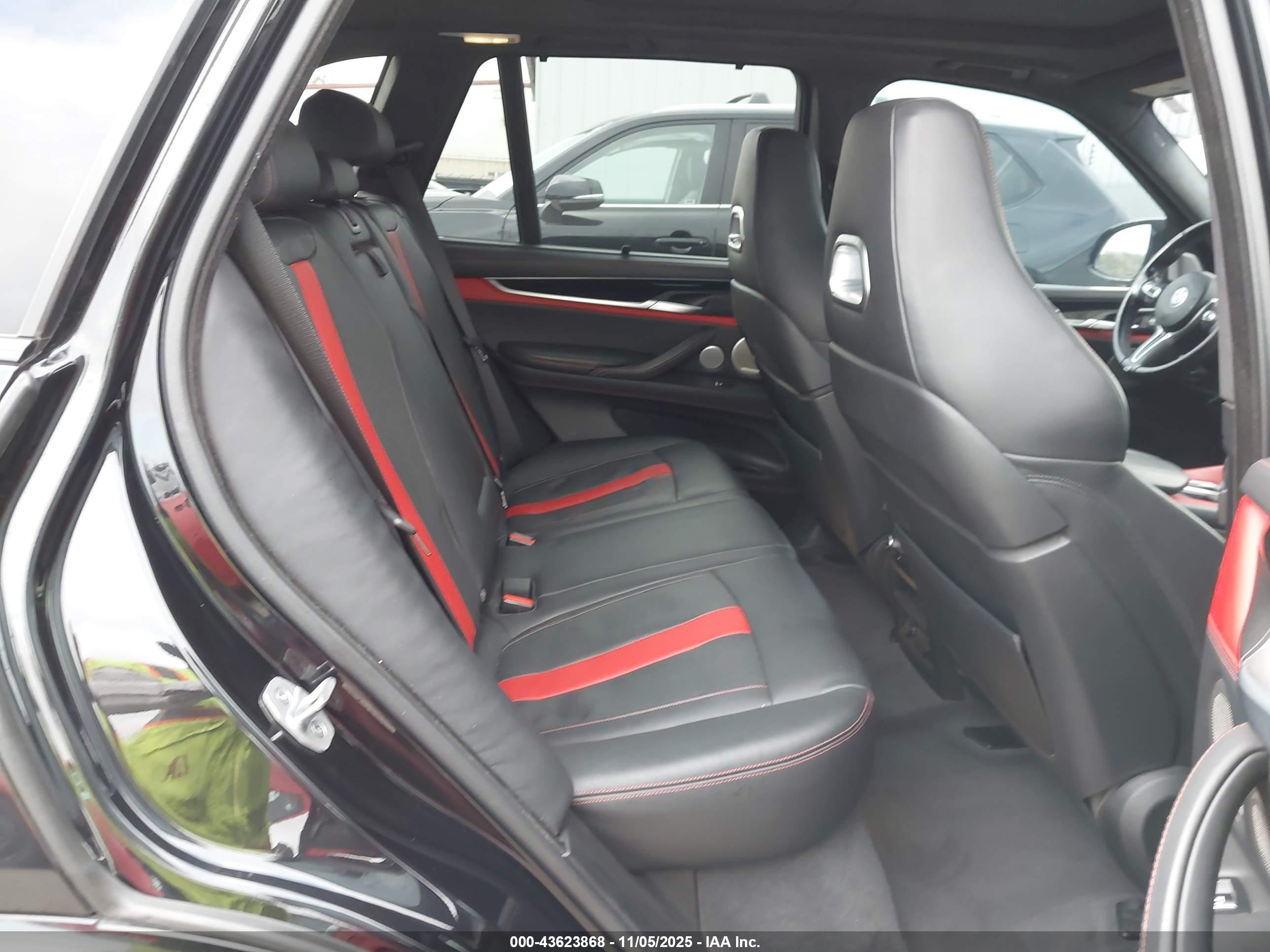 BMW X5 image 8