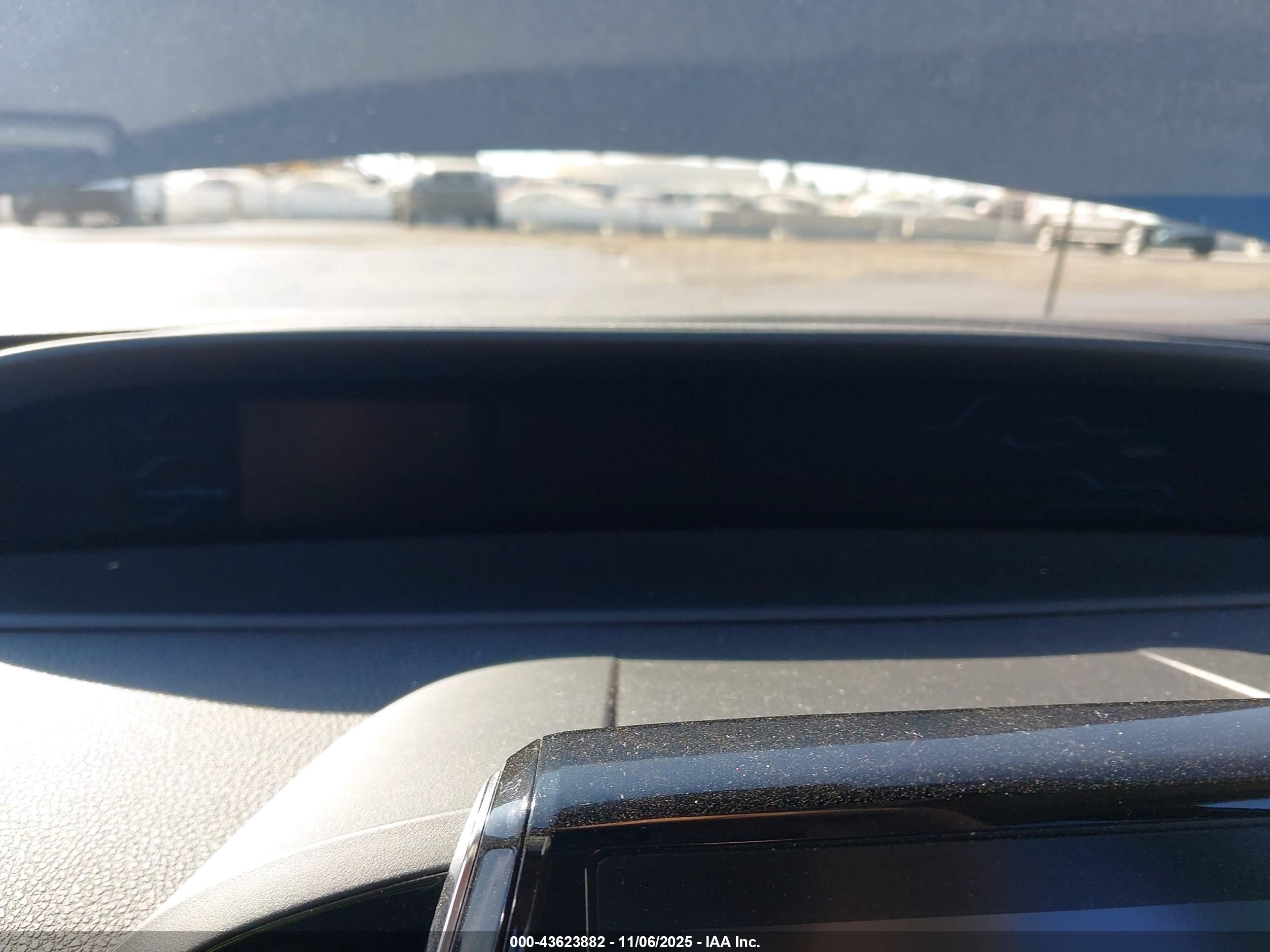 TOYOTA PRIUS image 7