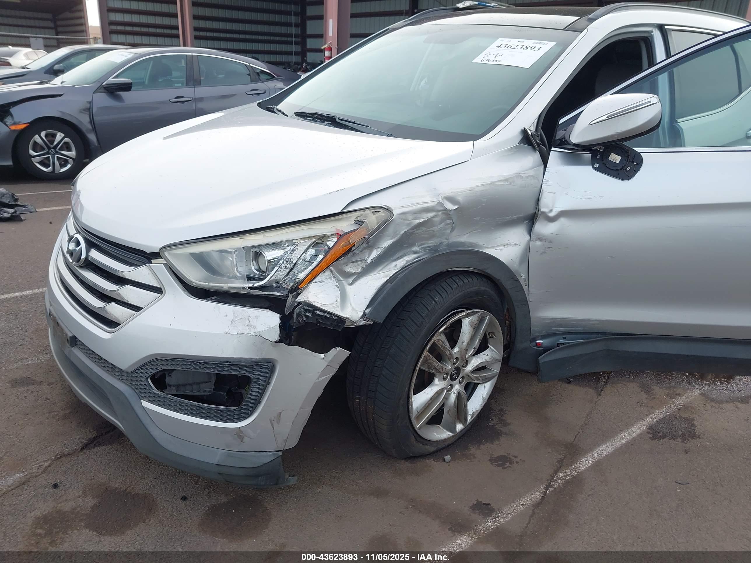 HYUNDAI SANTA image 6