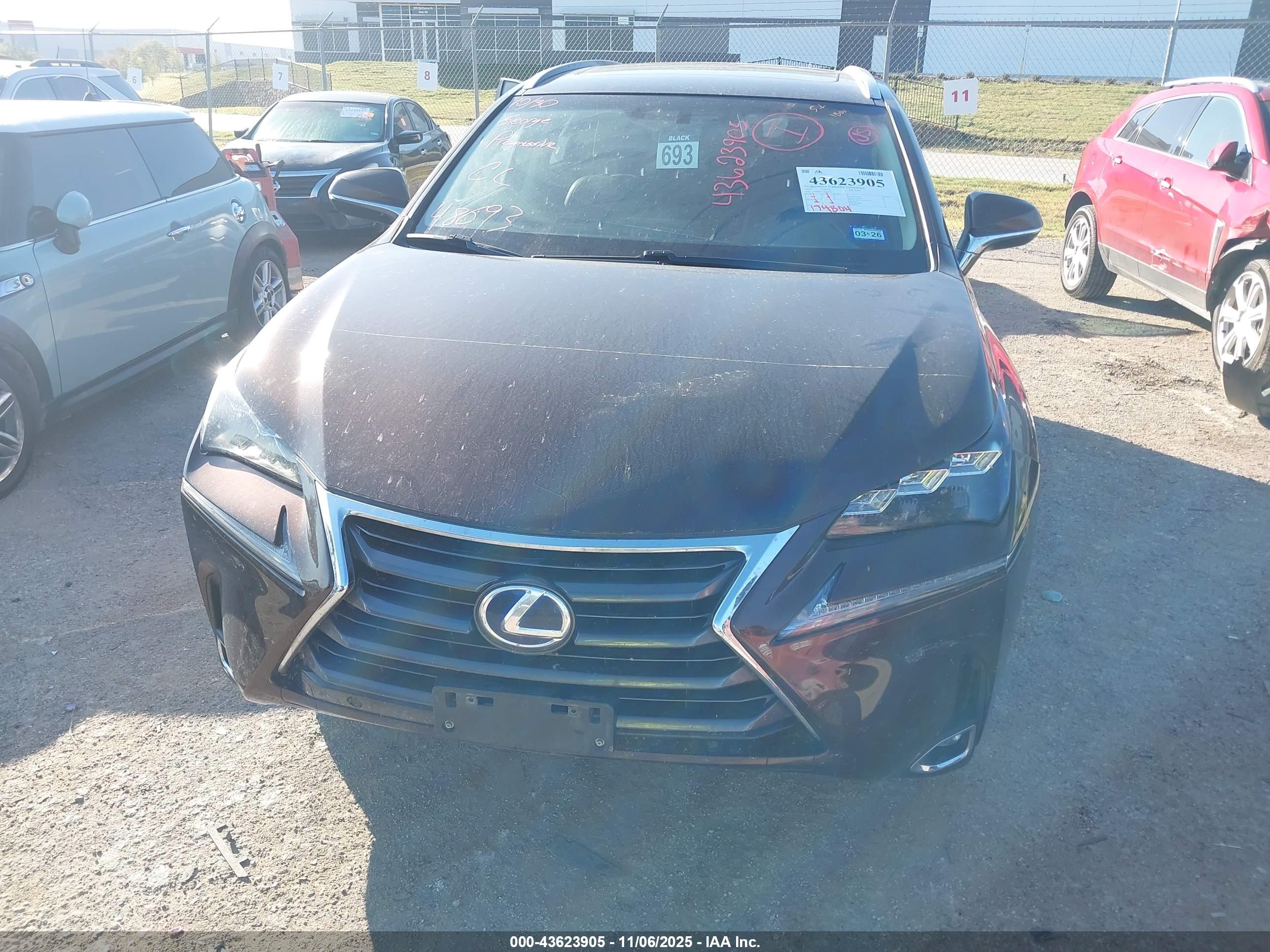 LEXUS NX image 2