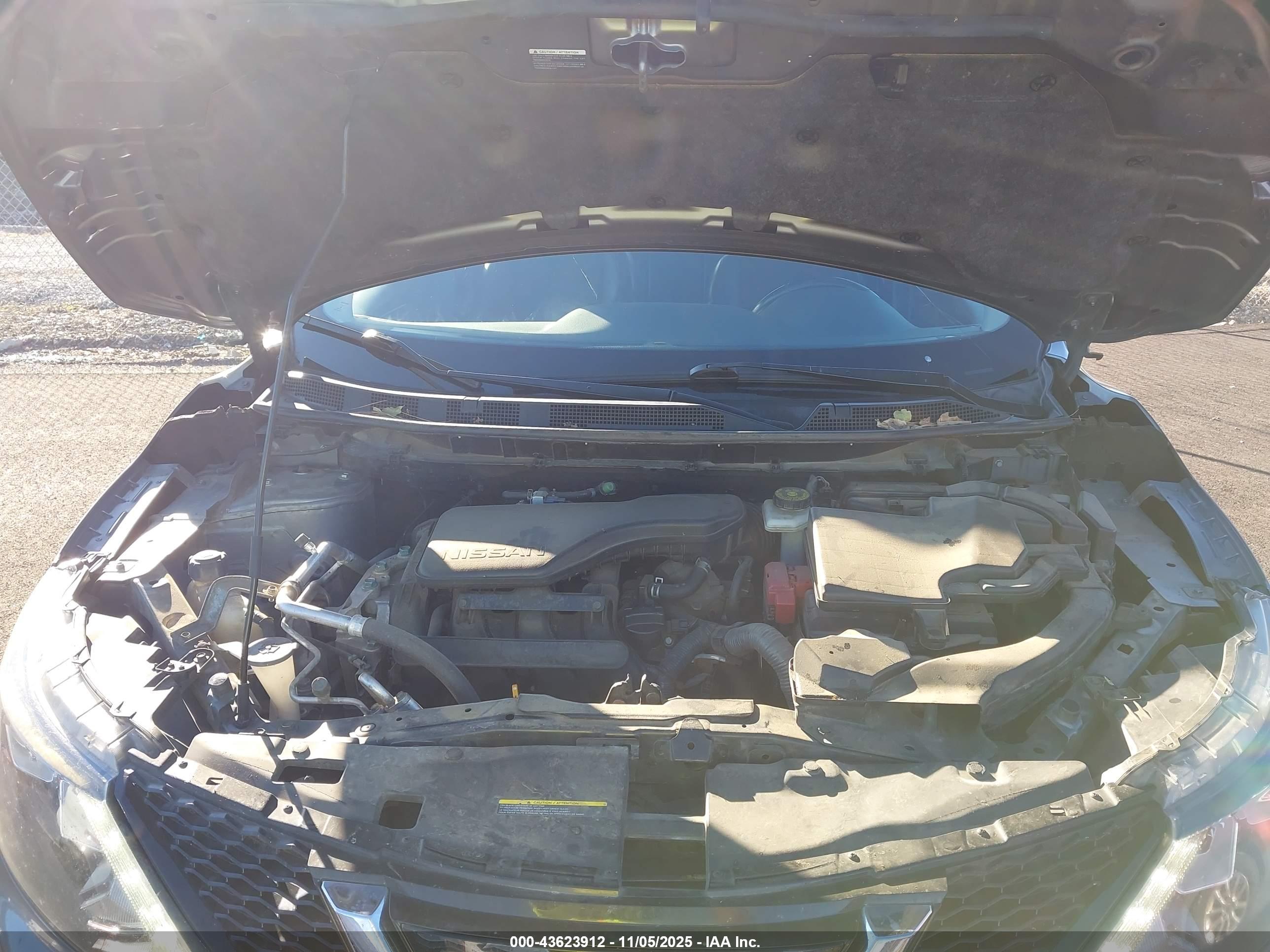 NISSAN ROGUE image 10