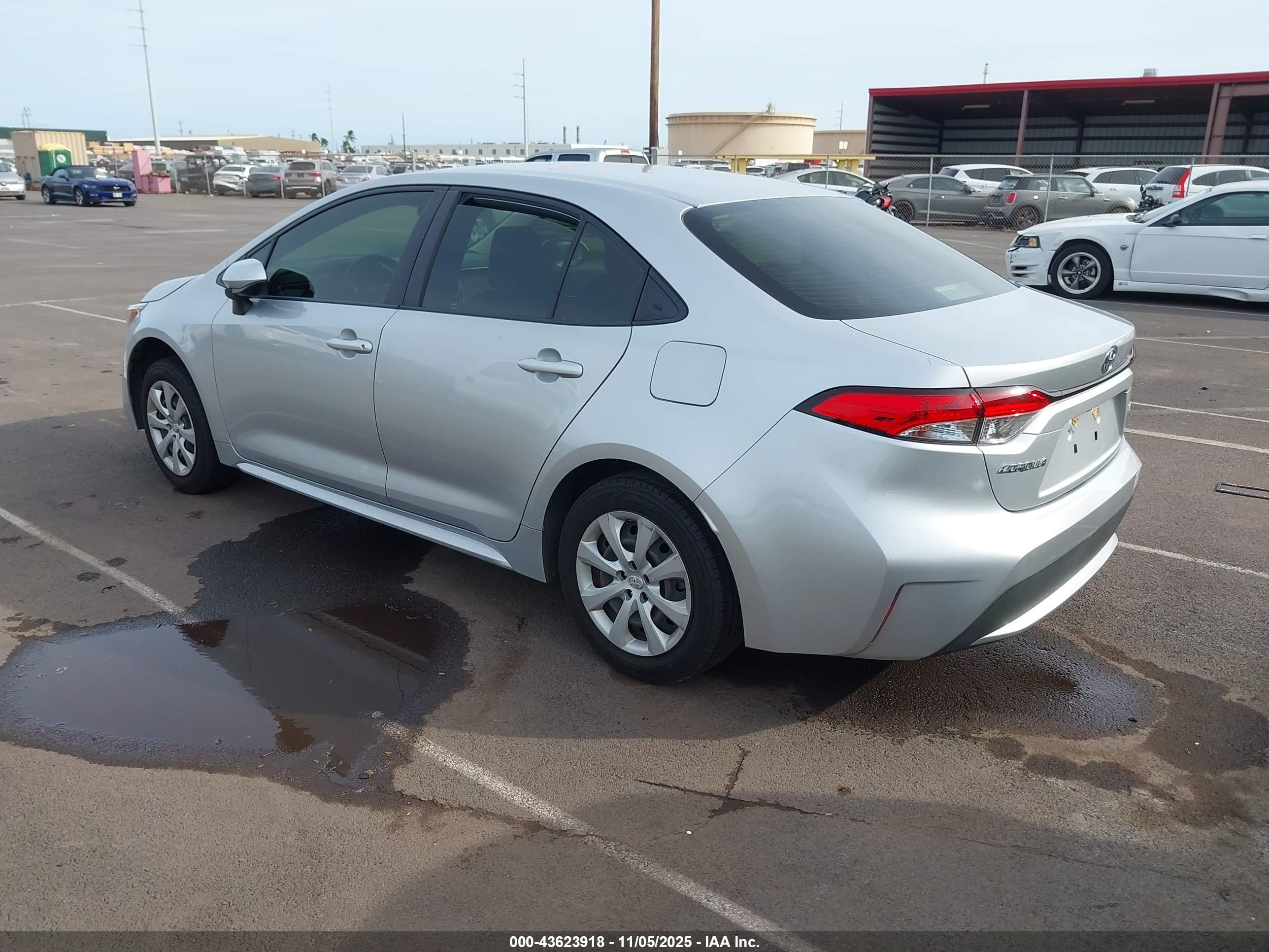TOYOTA COROLLA image 3