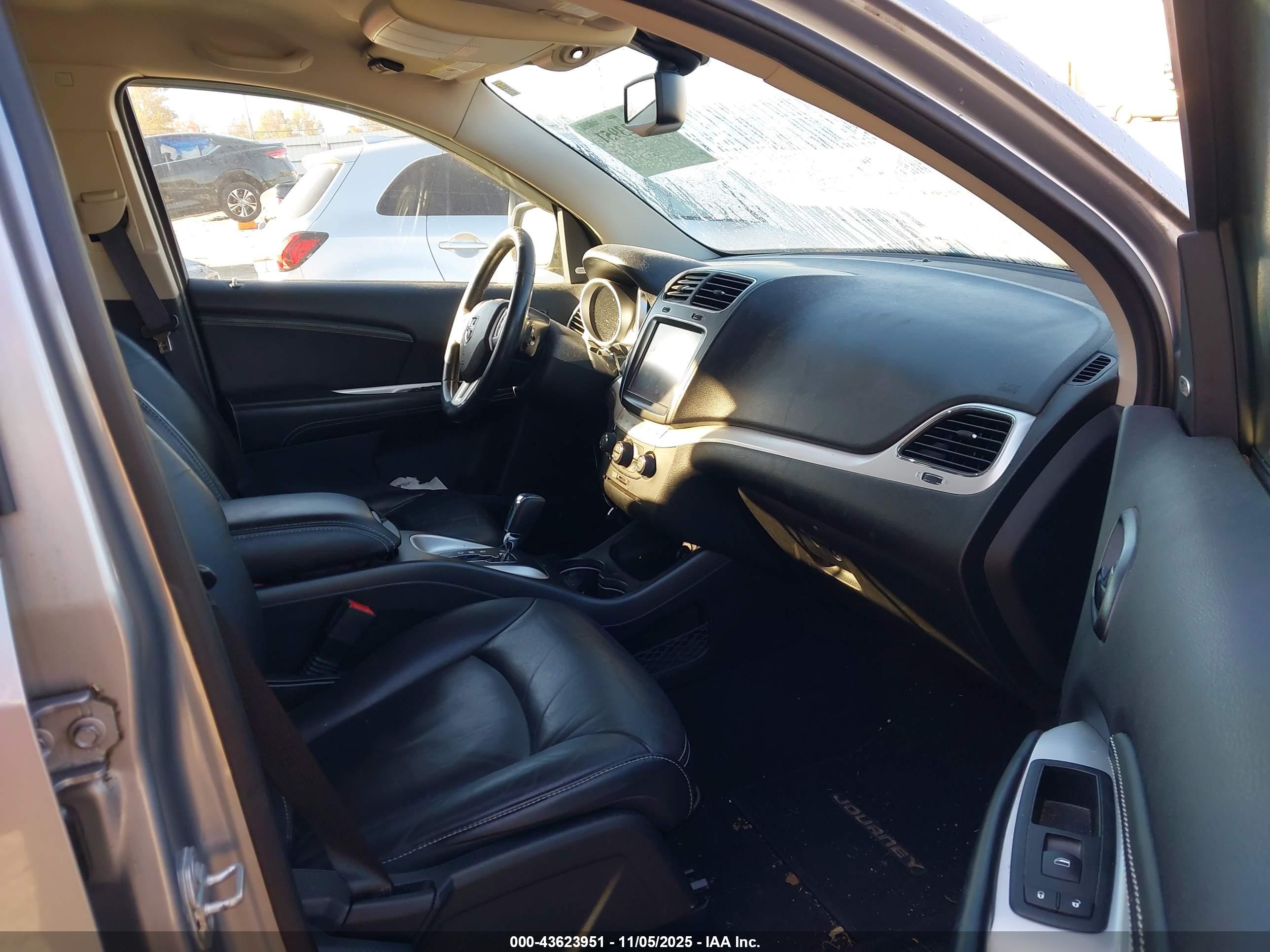 DODGE JOURNEY image 5