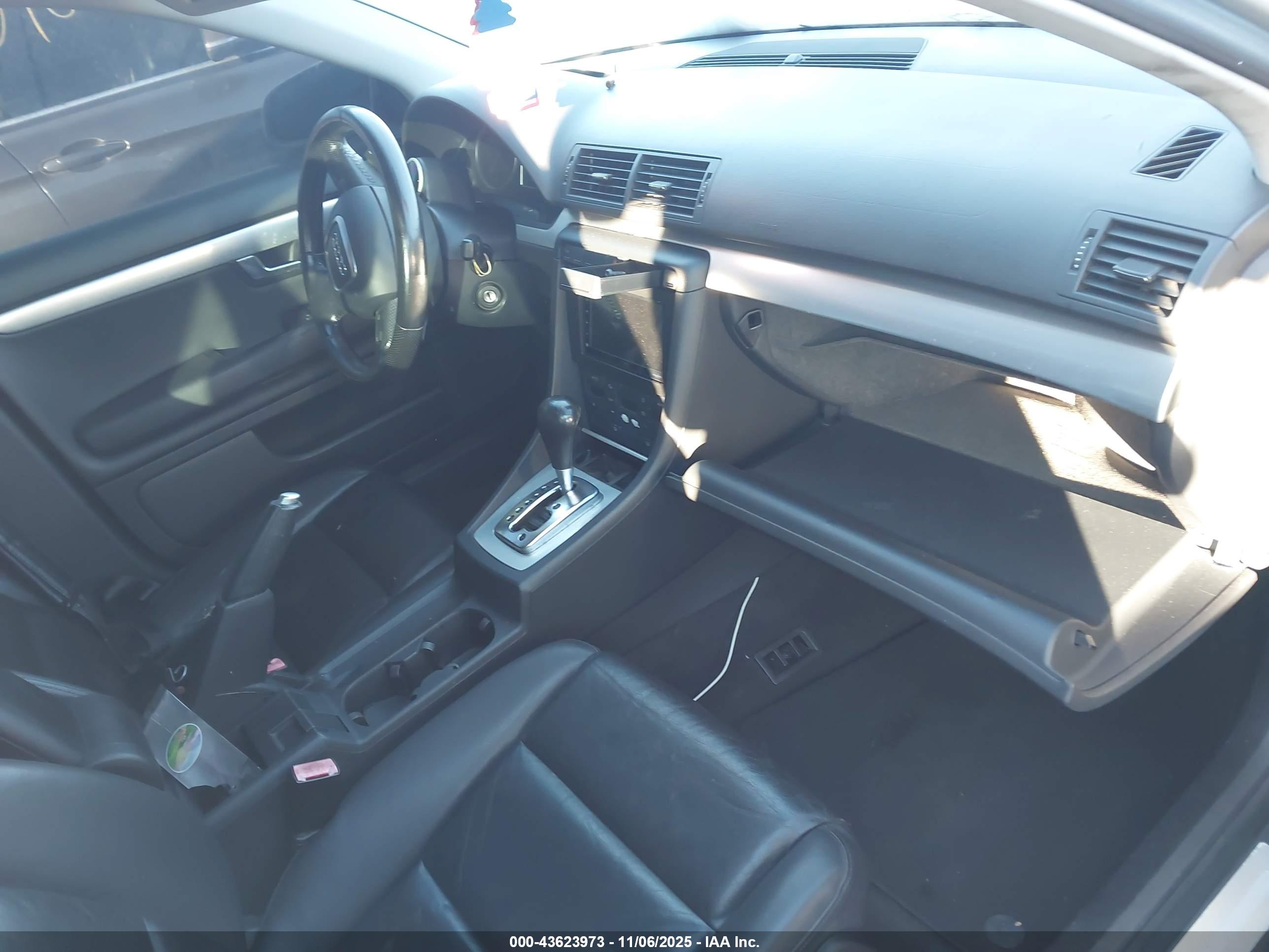 AUDI A4 image 5