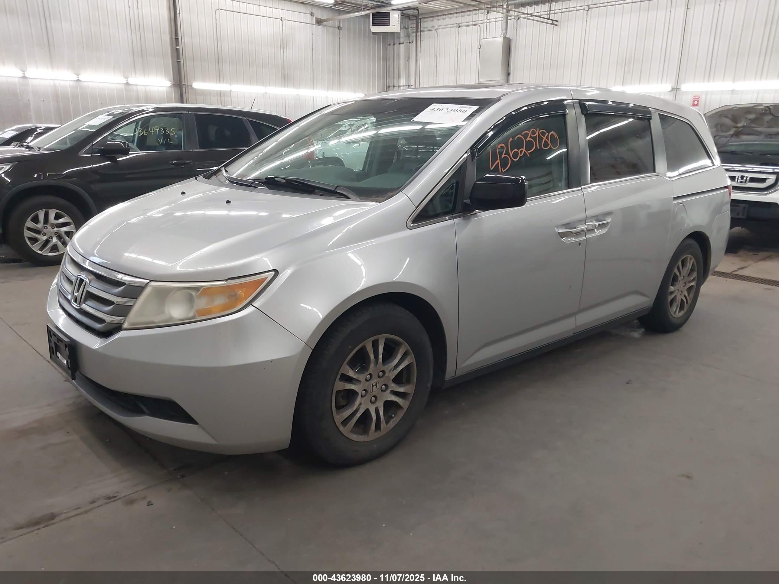 HONDA ODYSSEY image 2