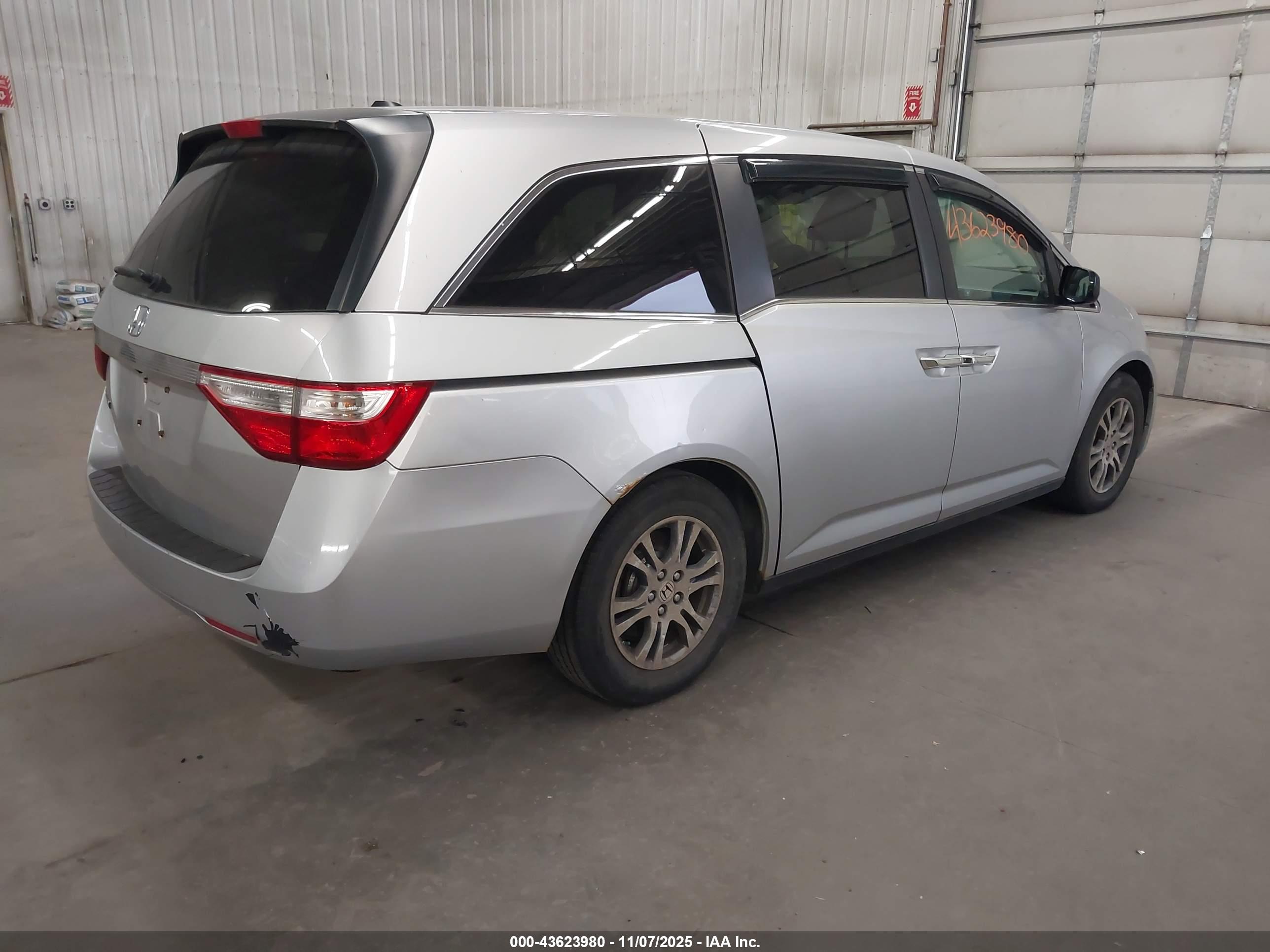 HONDA ODYSSEY image 4
