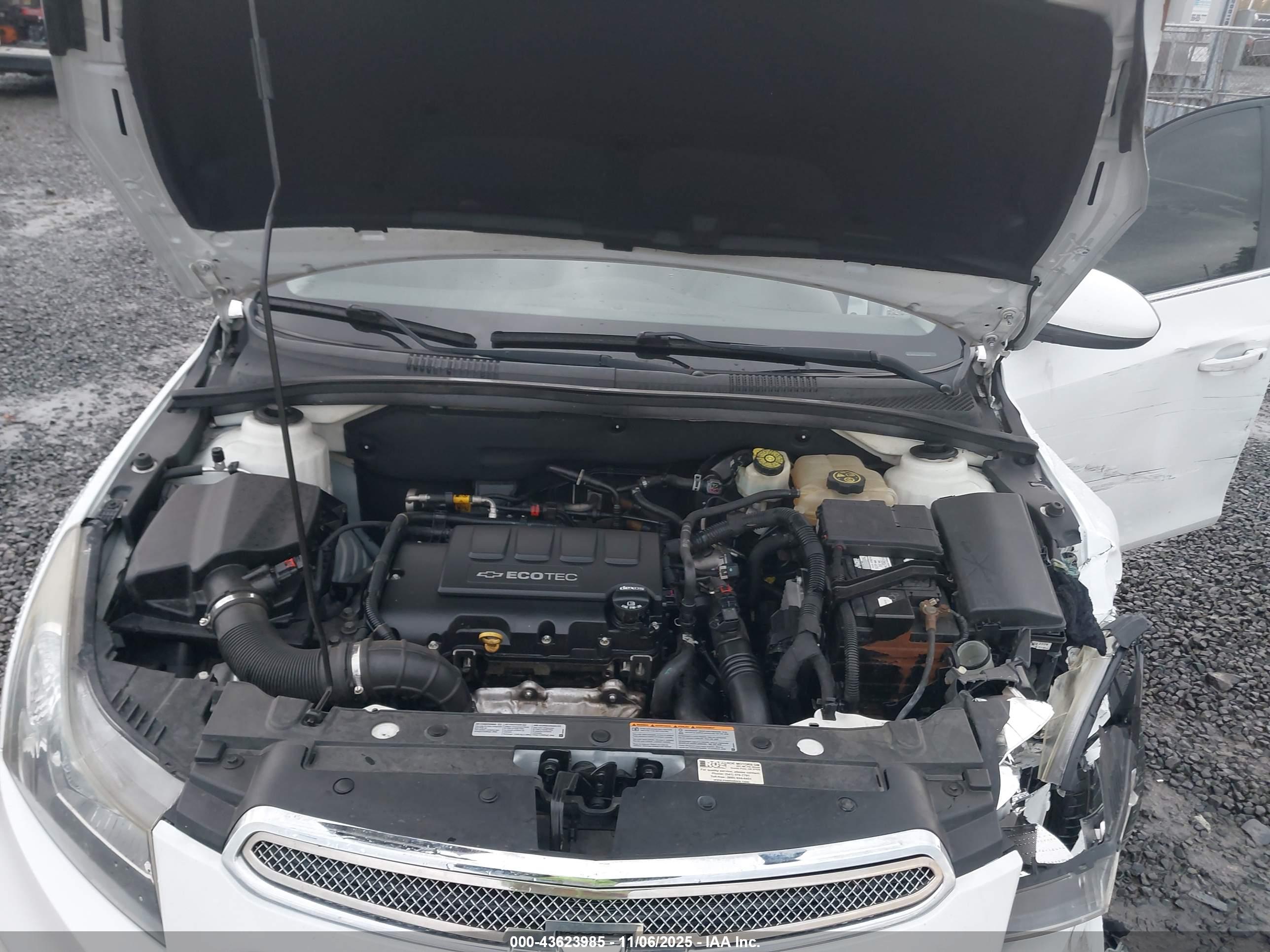 CHEVROLET CRUZE image 10