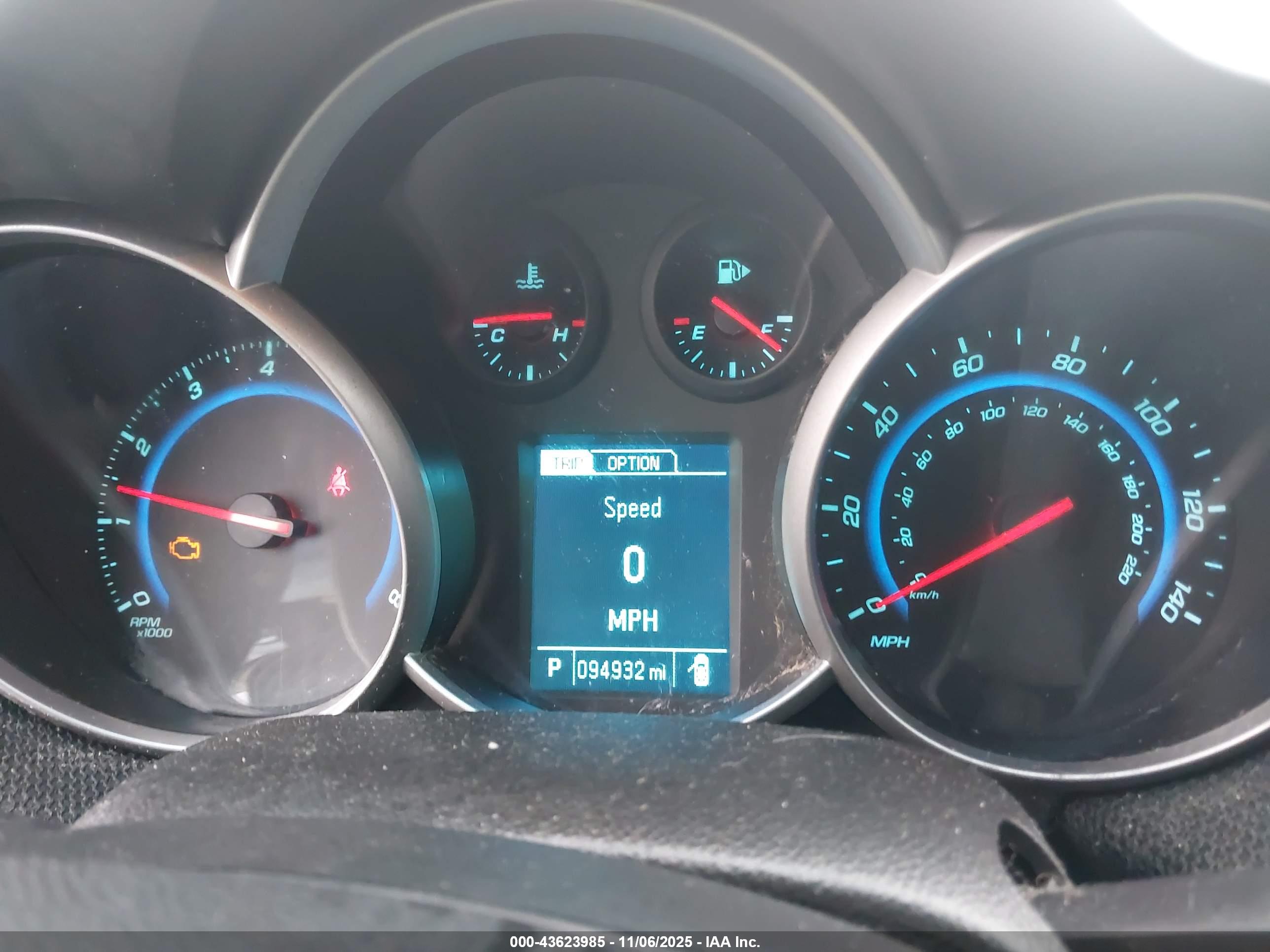 CHEVROLET CRUZE image 7