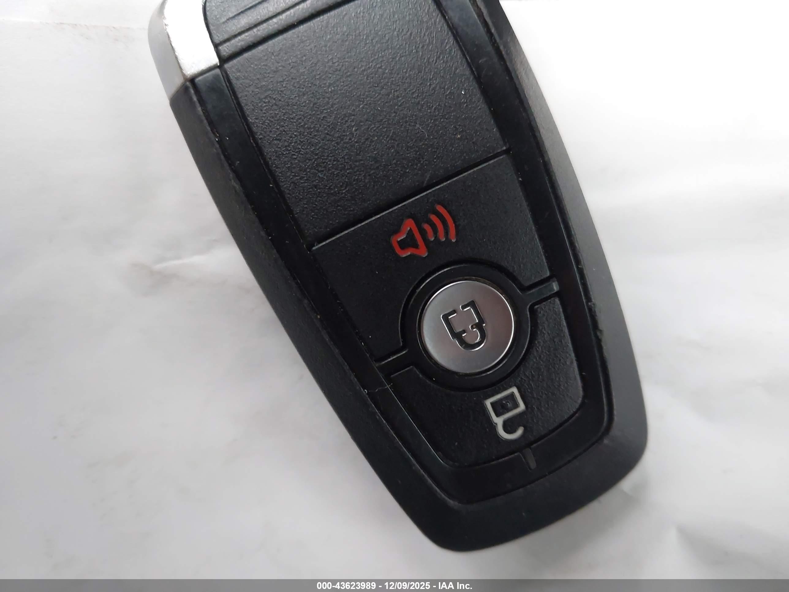 FORD ECOSPORT image 11