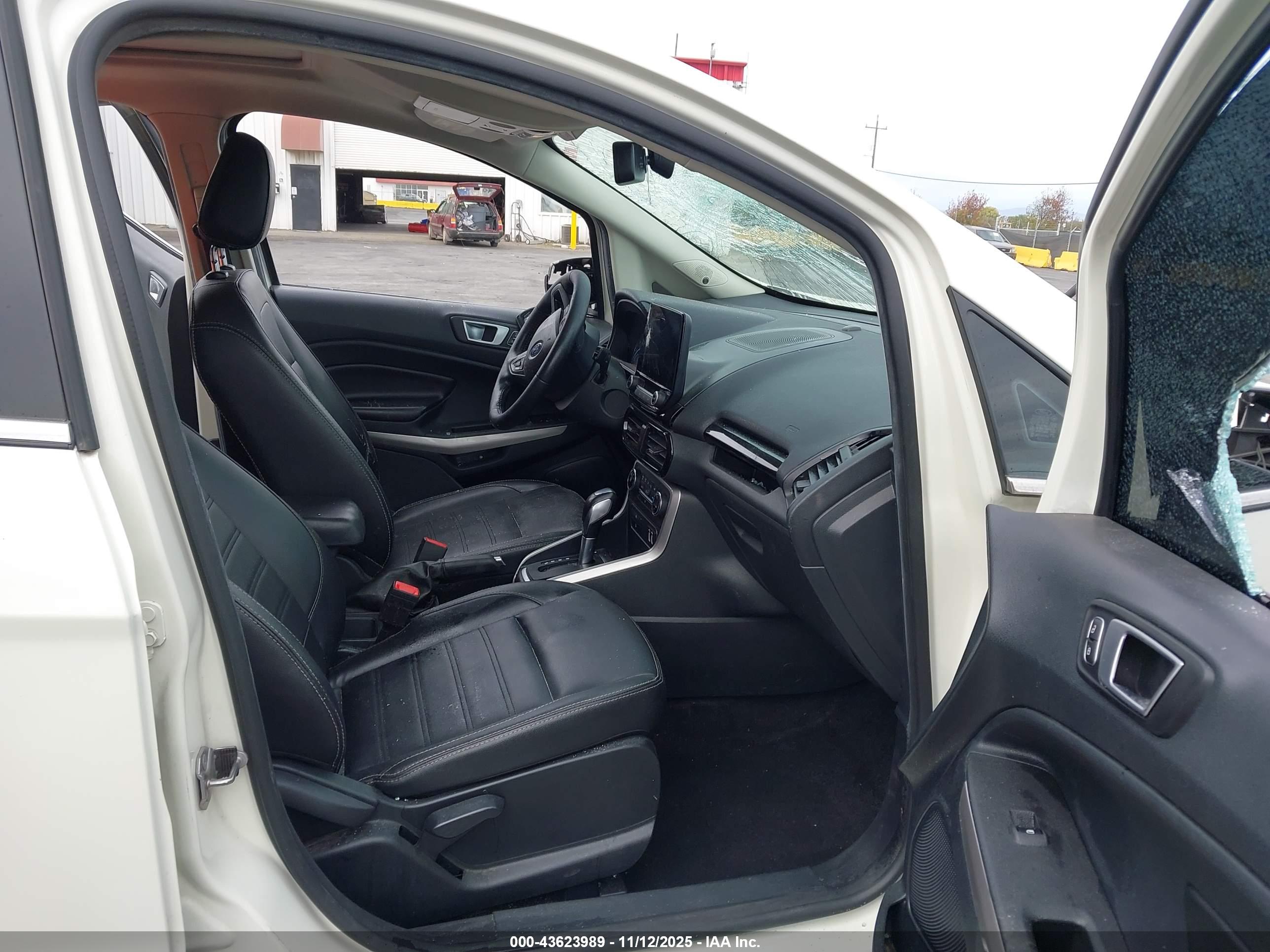 FORD ECOSPORT image 5