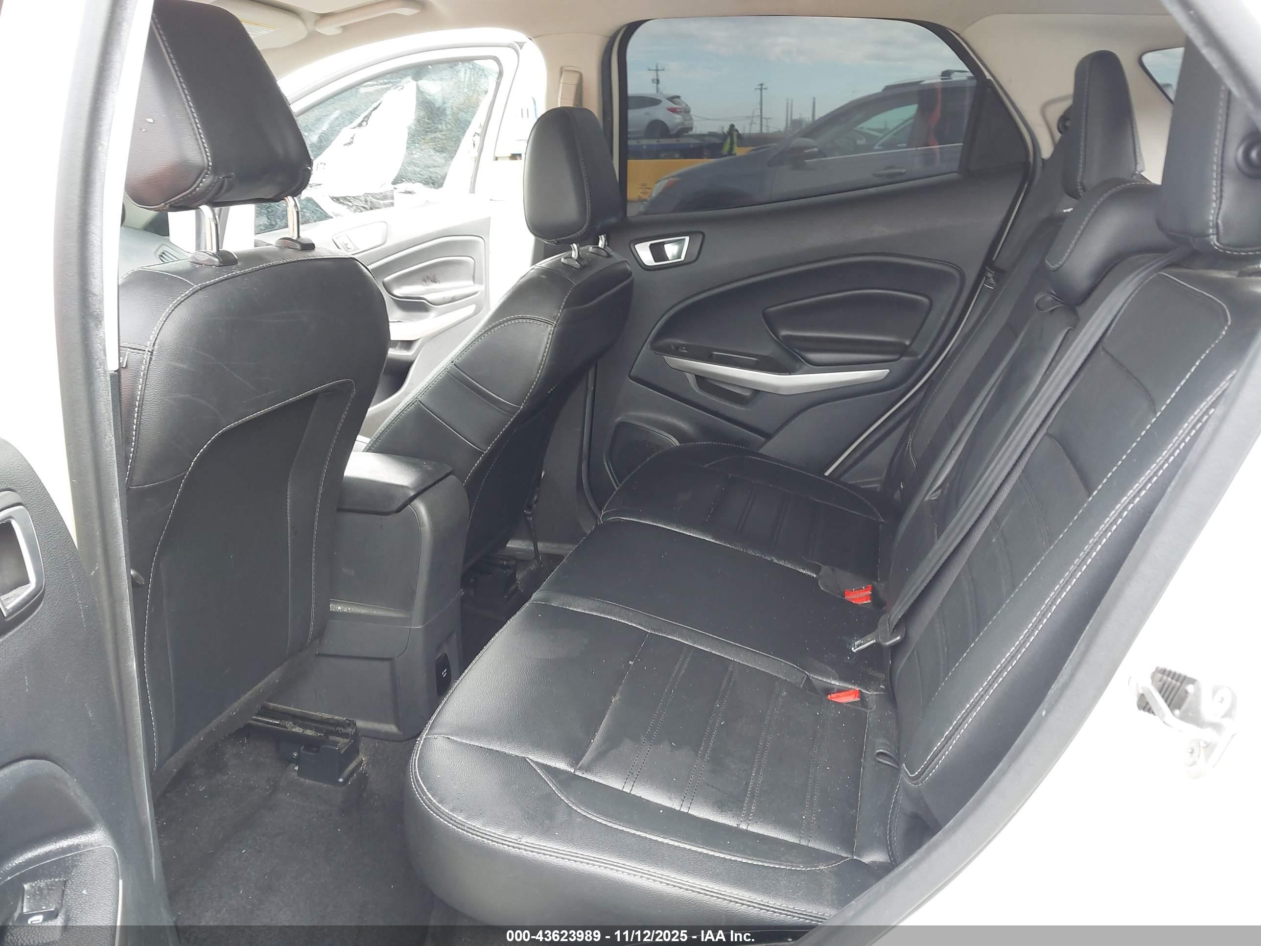FORD ECOSPORT image 8