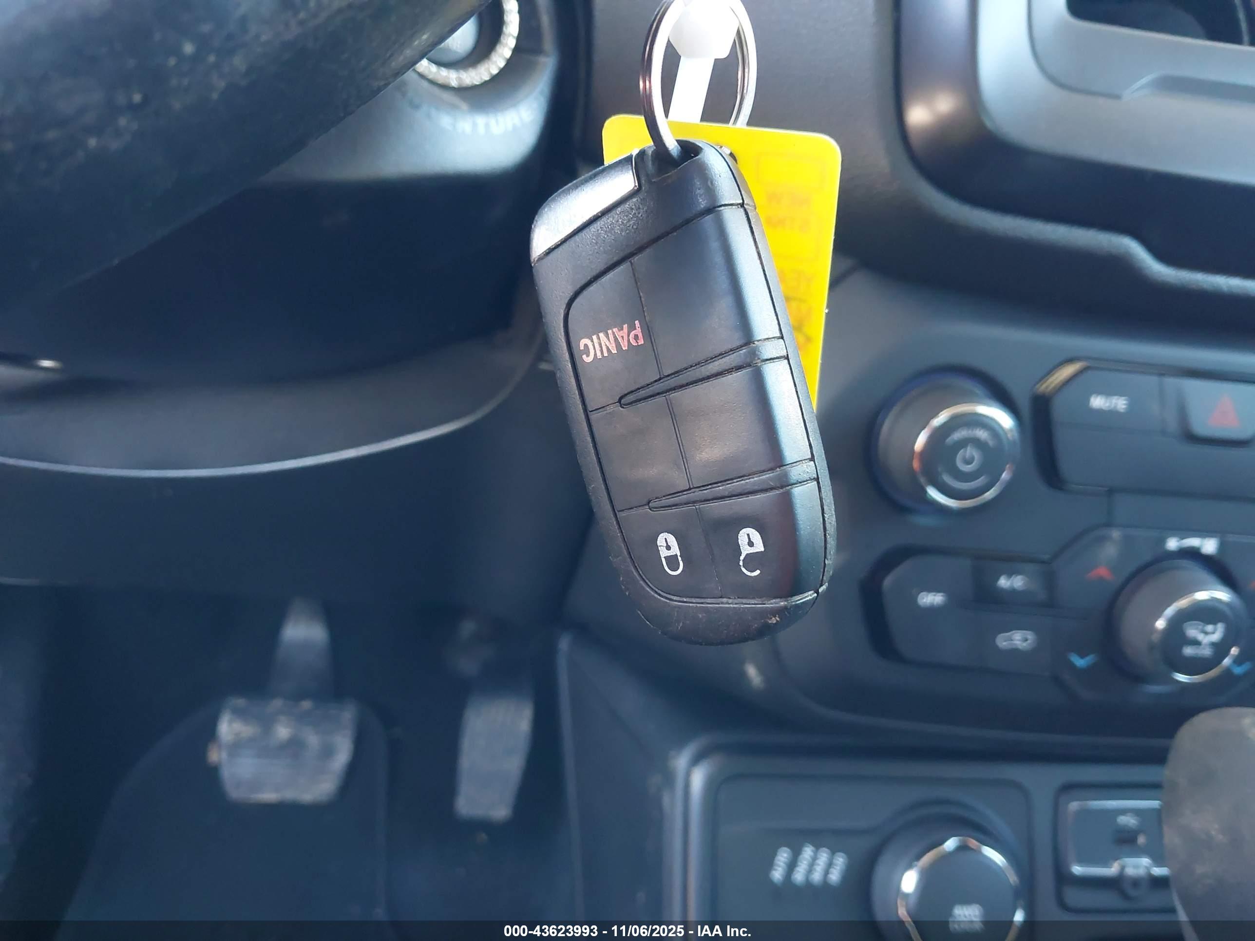 JEEP RENEGADE image 11