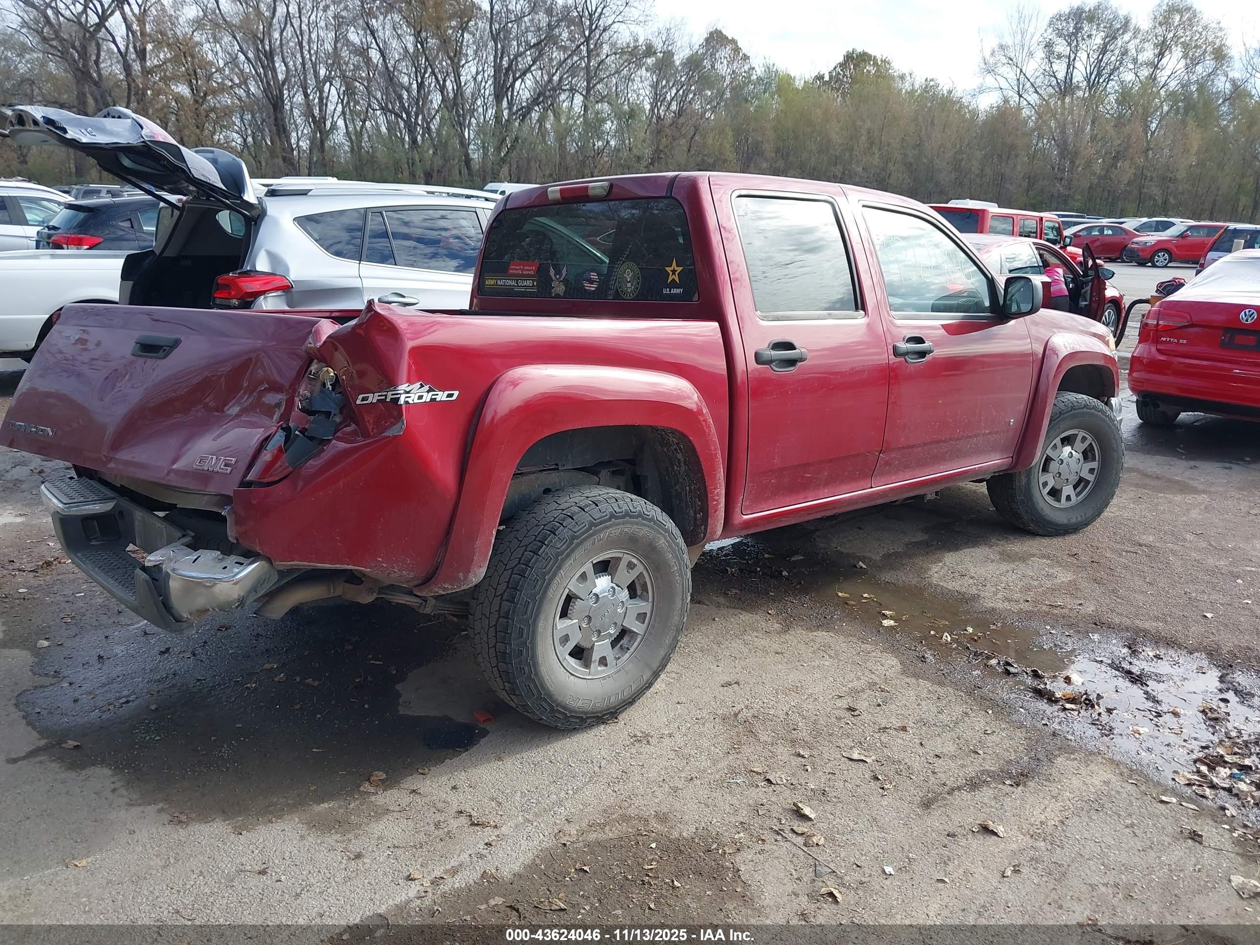 GMC CANYON image 4