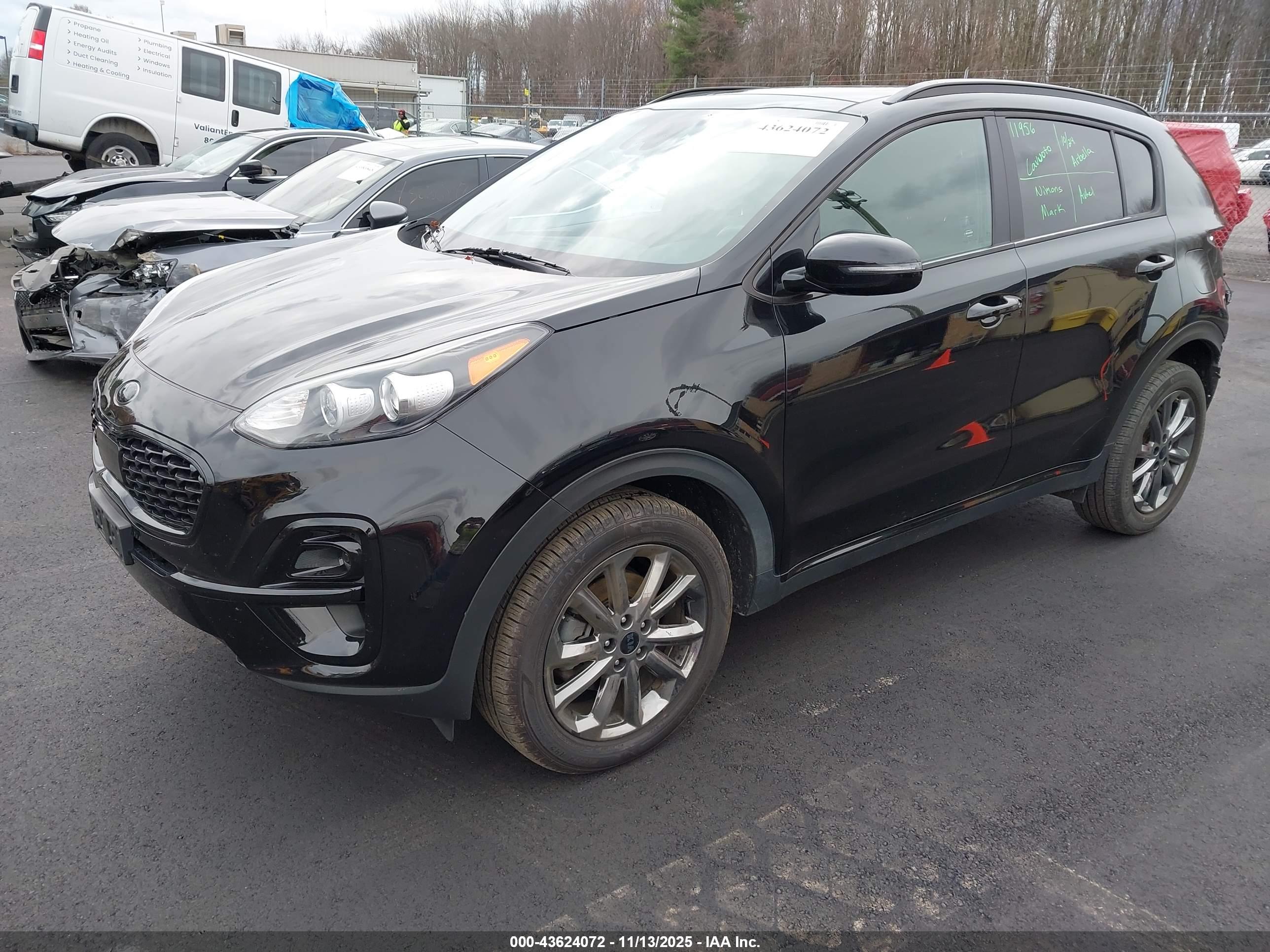 KIA SPORTAGE image 2