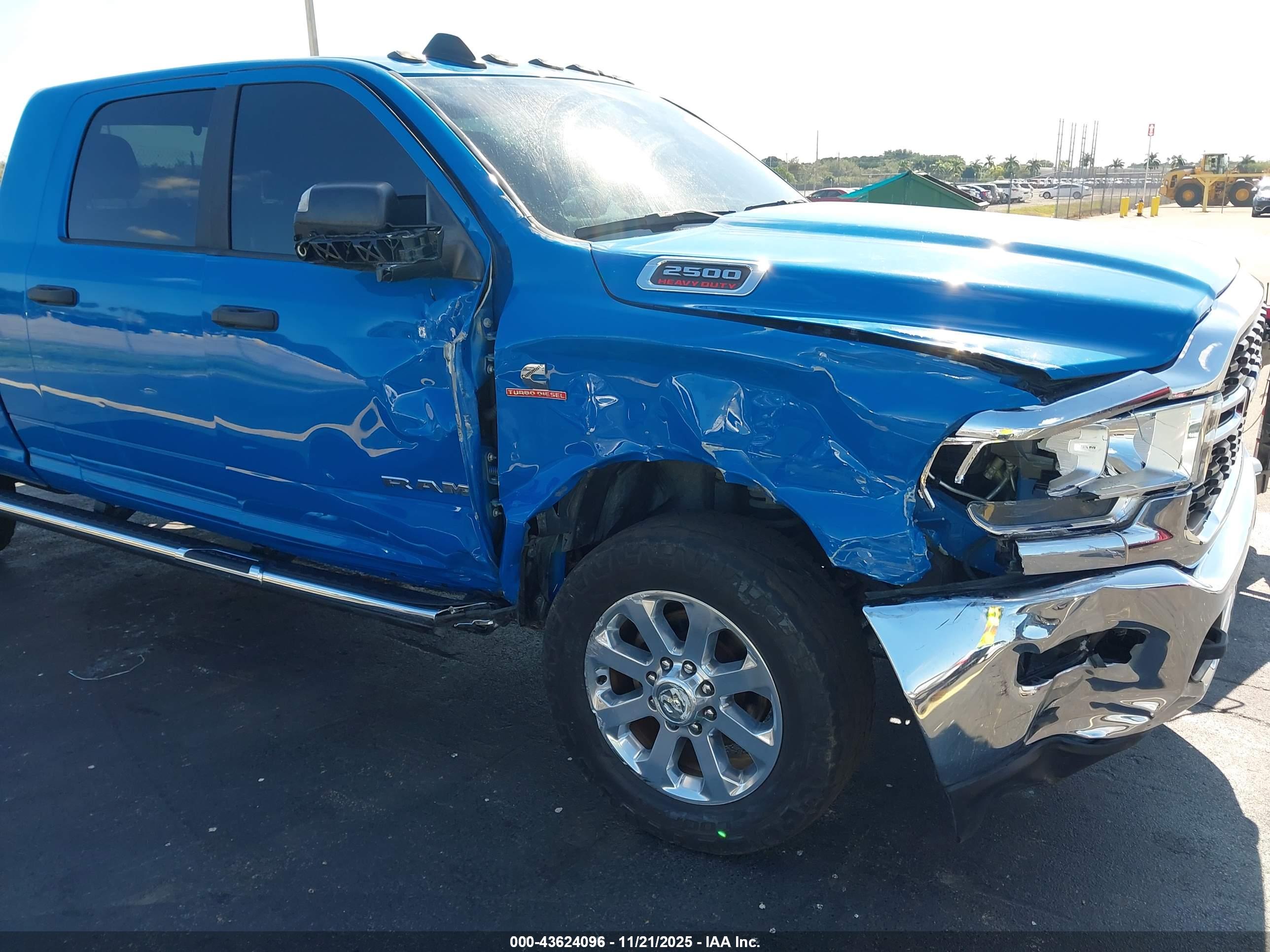 RAM 2500 image 6