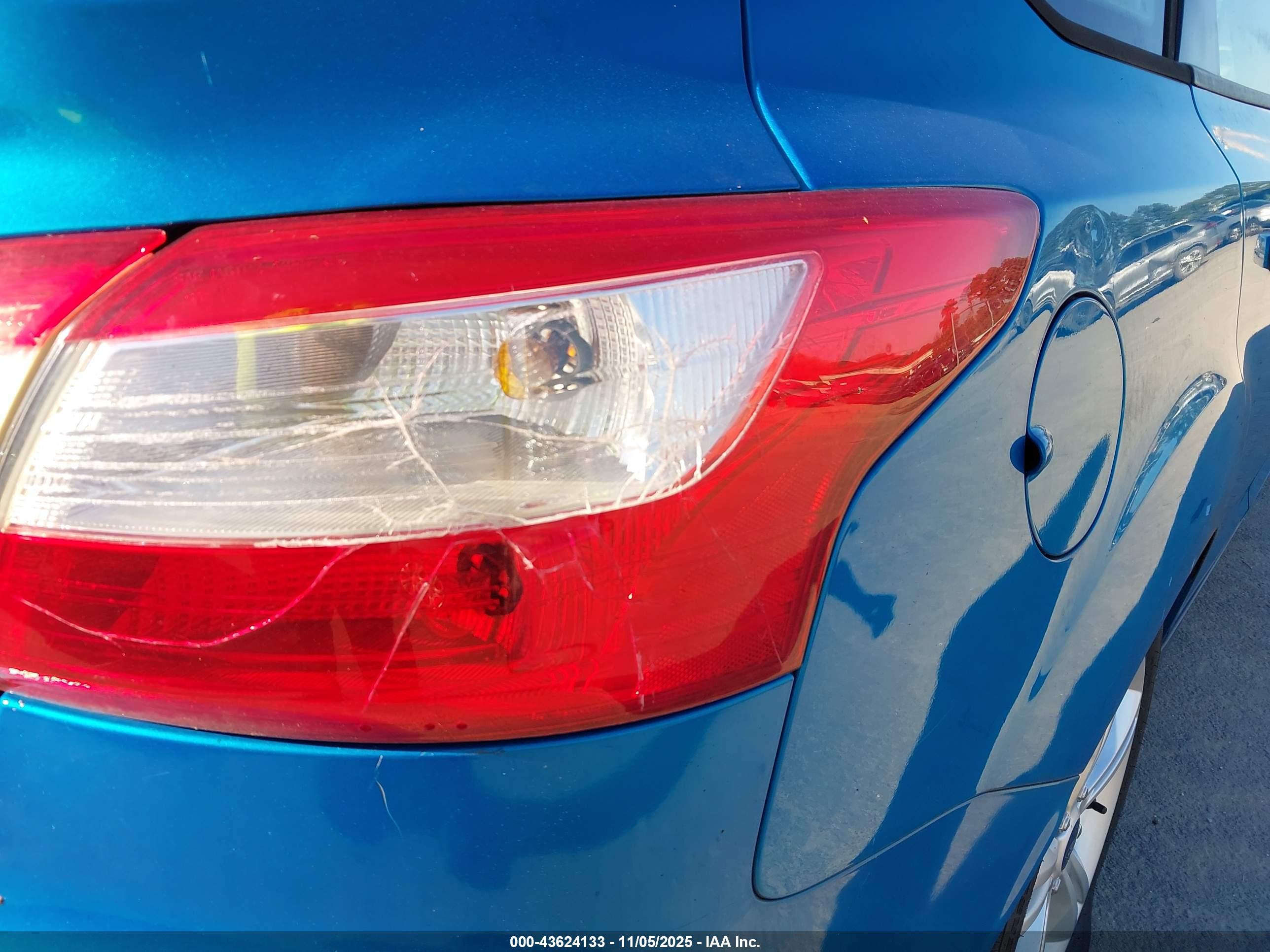 FORD FOCUS image 6