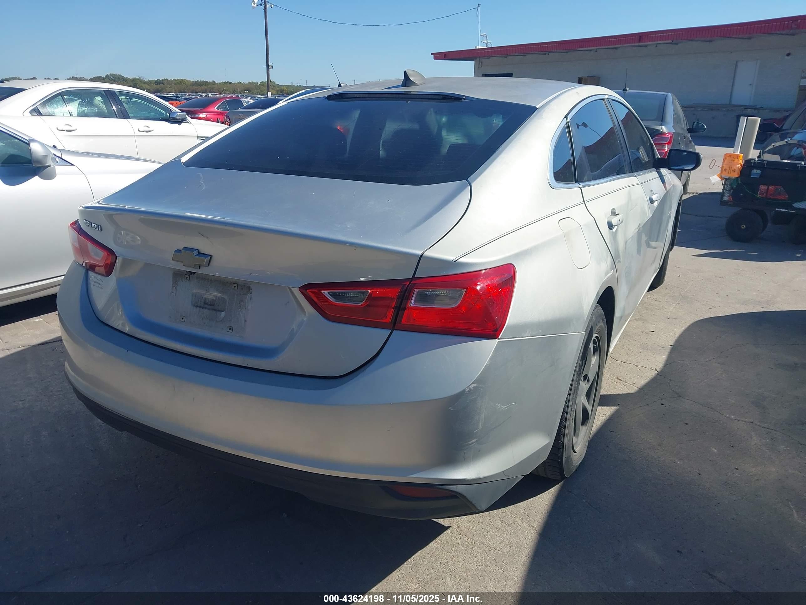 CHEVROLET MALIBU image 4