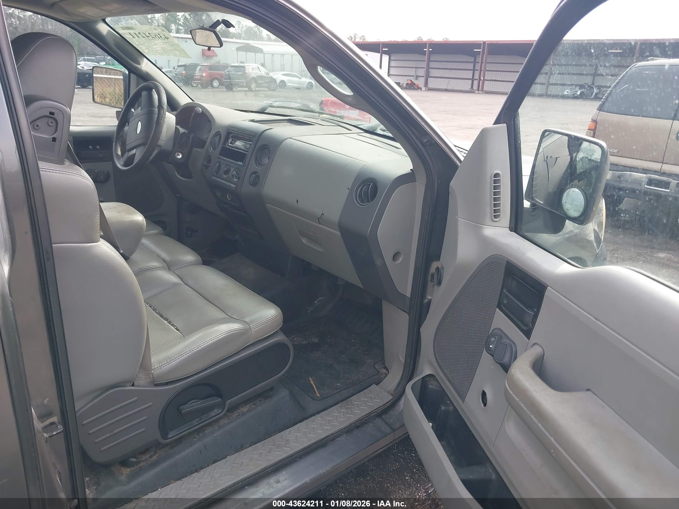 FORD F-150 image 5