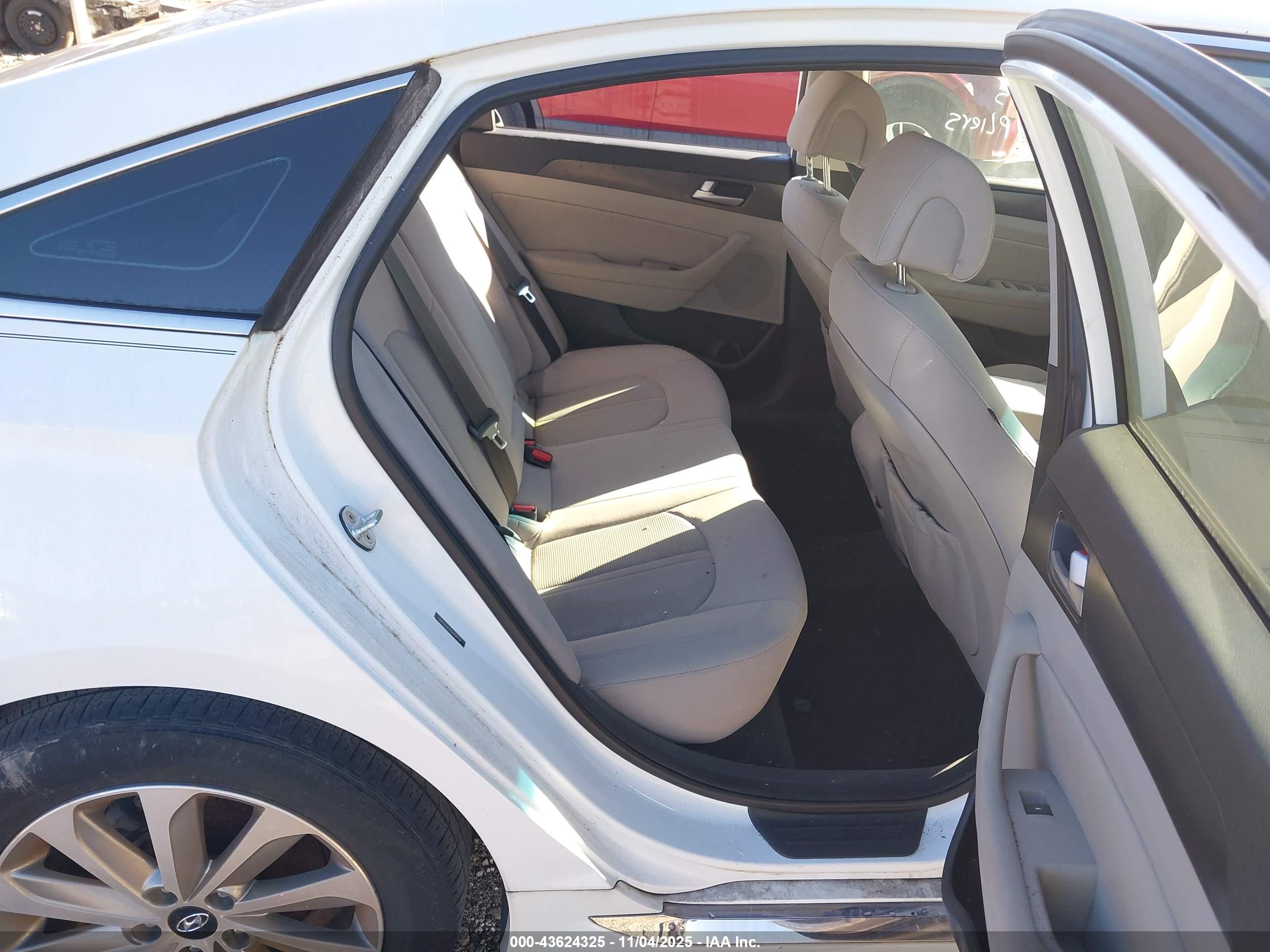 HYUNDAI SONATA image 8