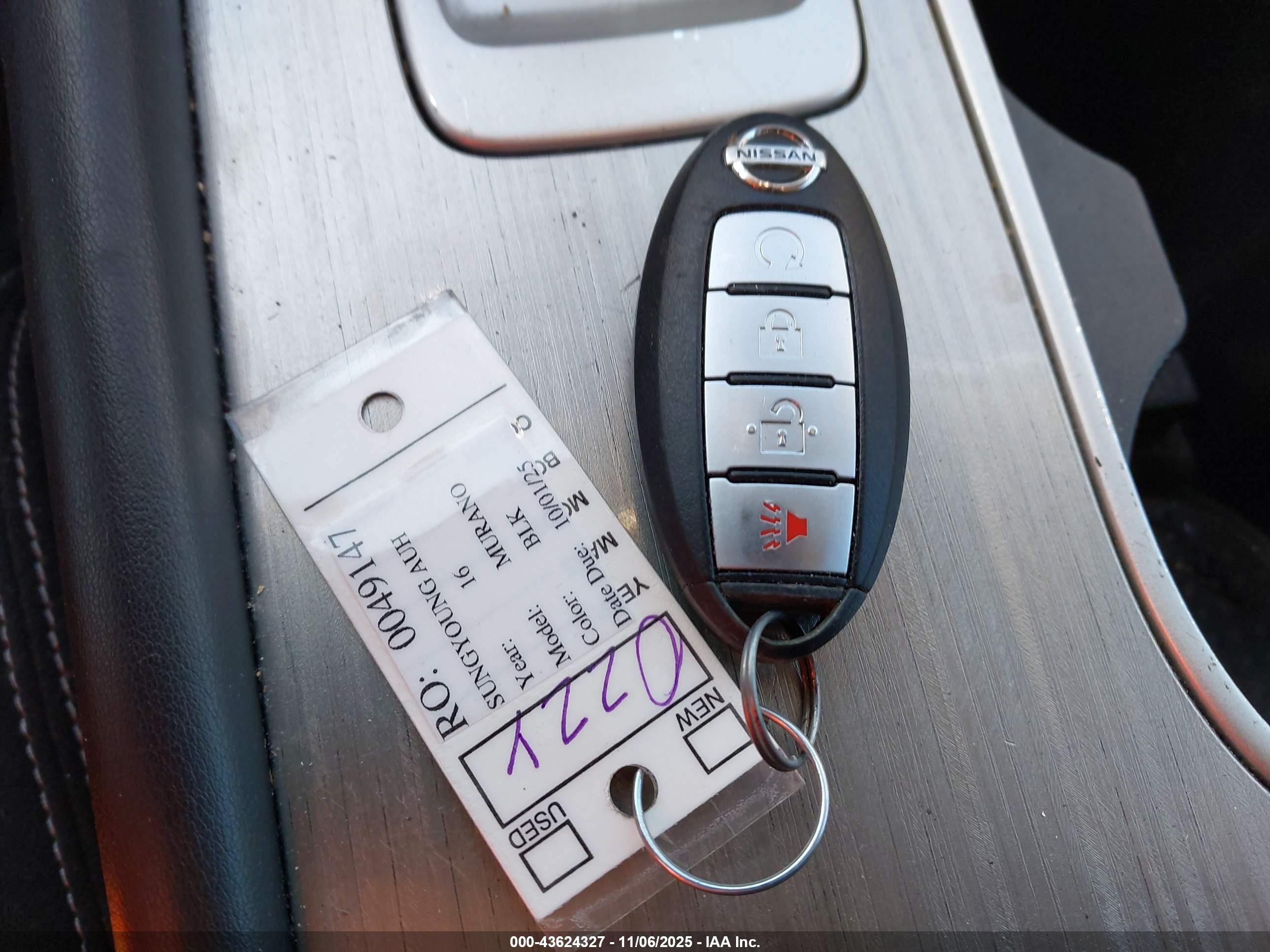NISSAN MURANO image 11