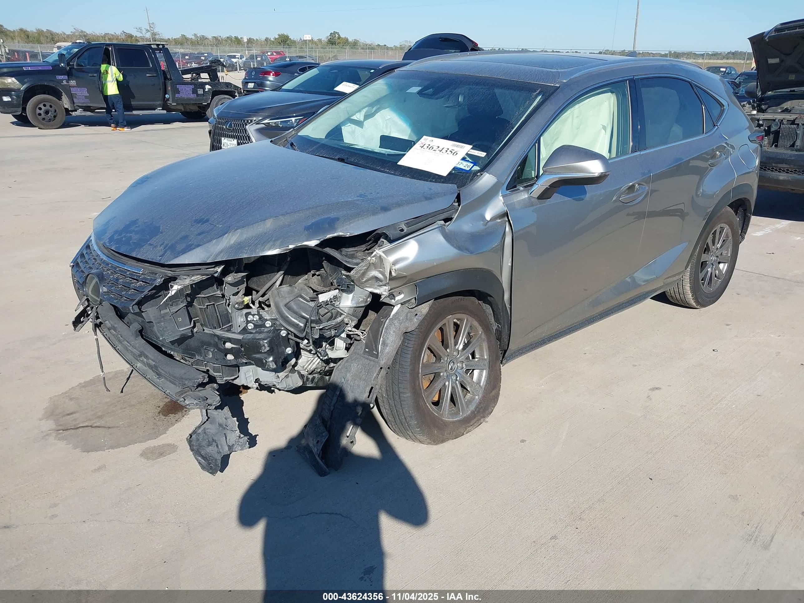 LEXUS NX image 2