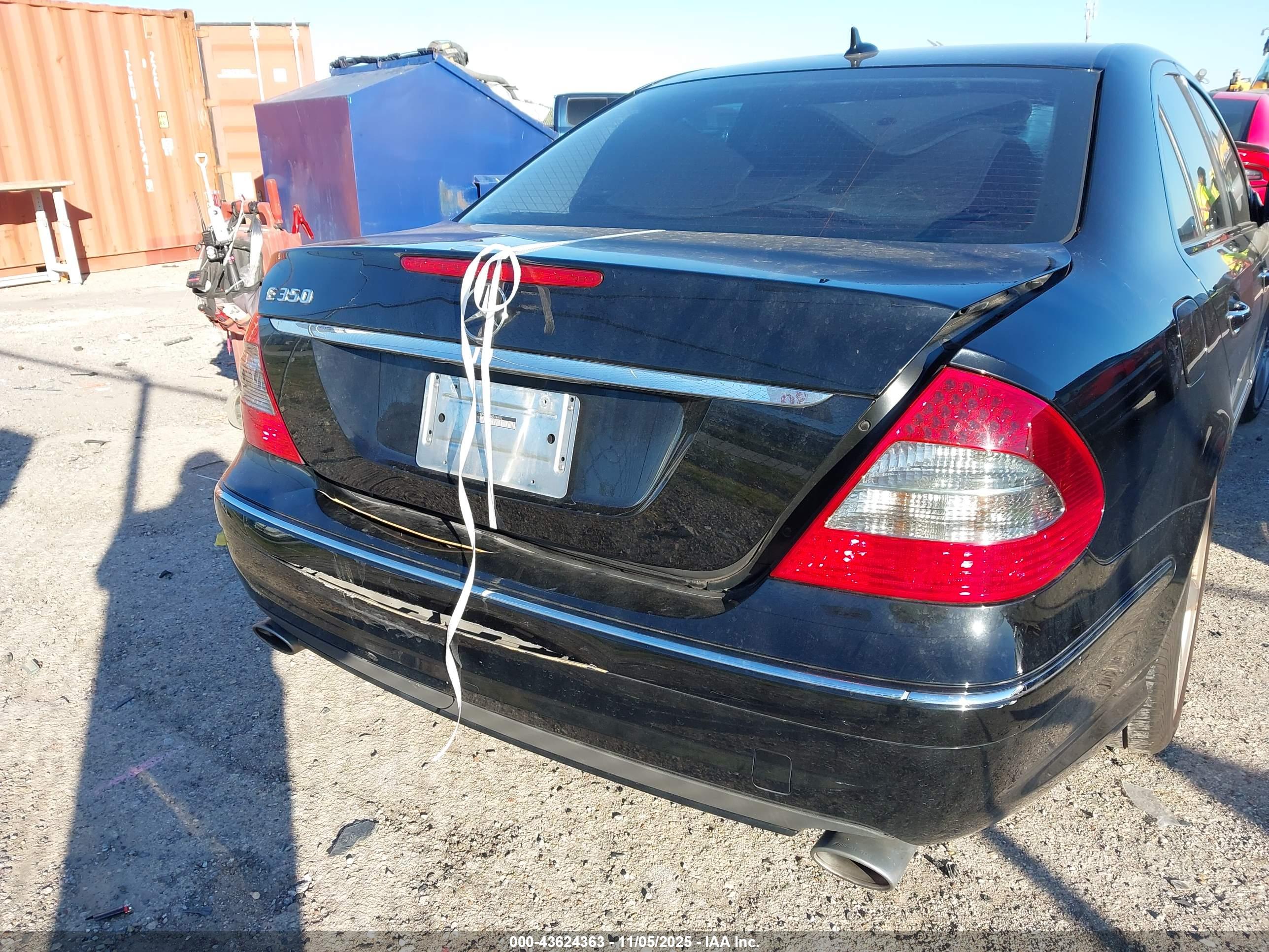 MERCEDES-BENZ E image 6