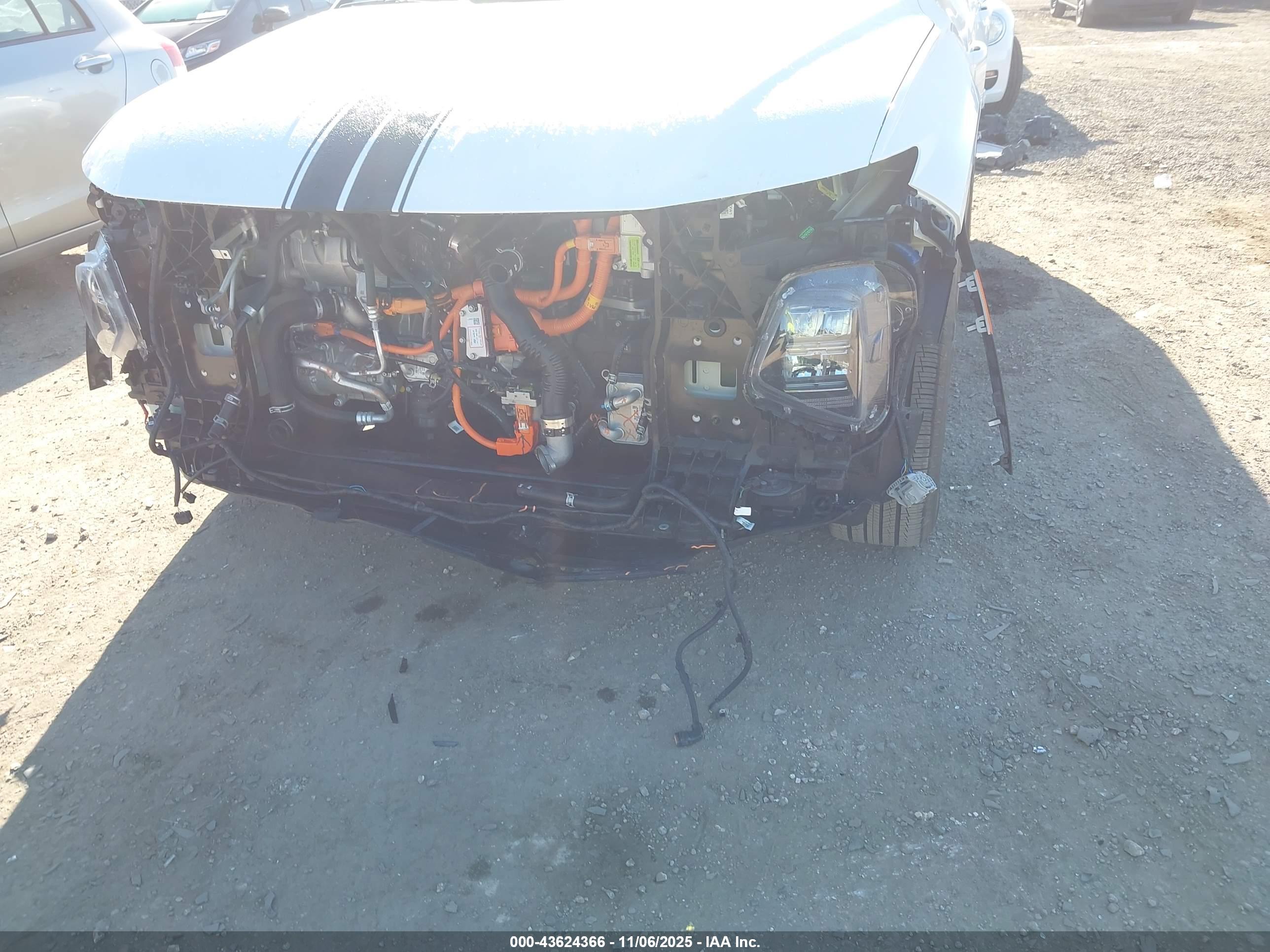HYUNDAI TUCSON image 6