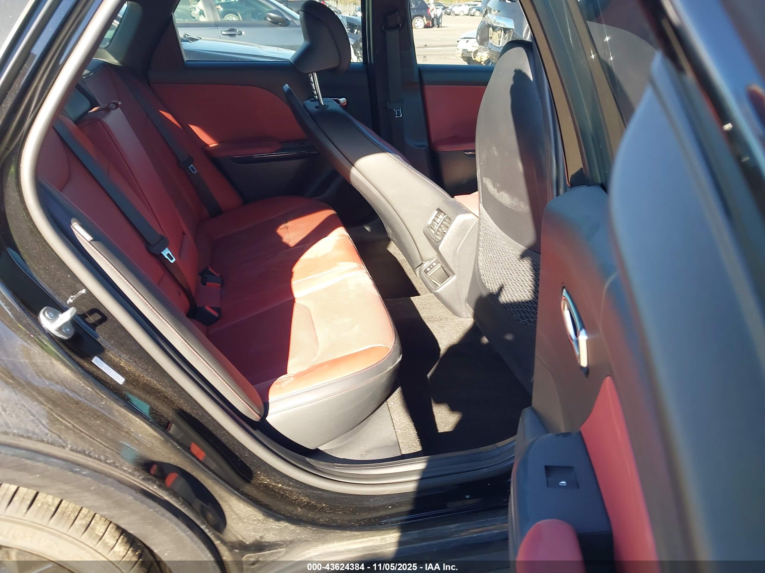 KIA K4 image 8