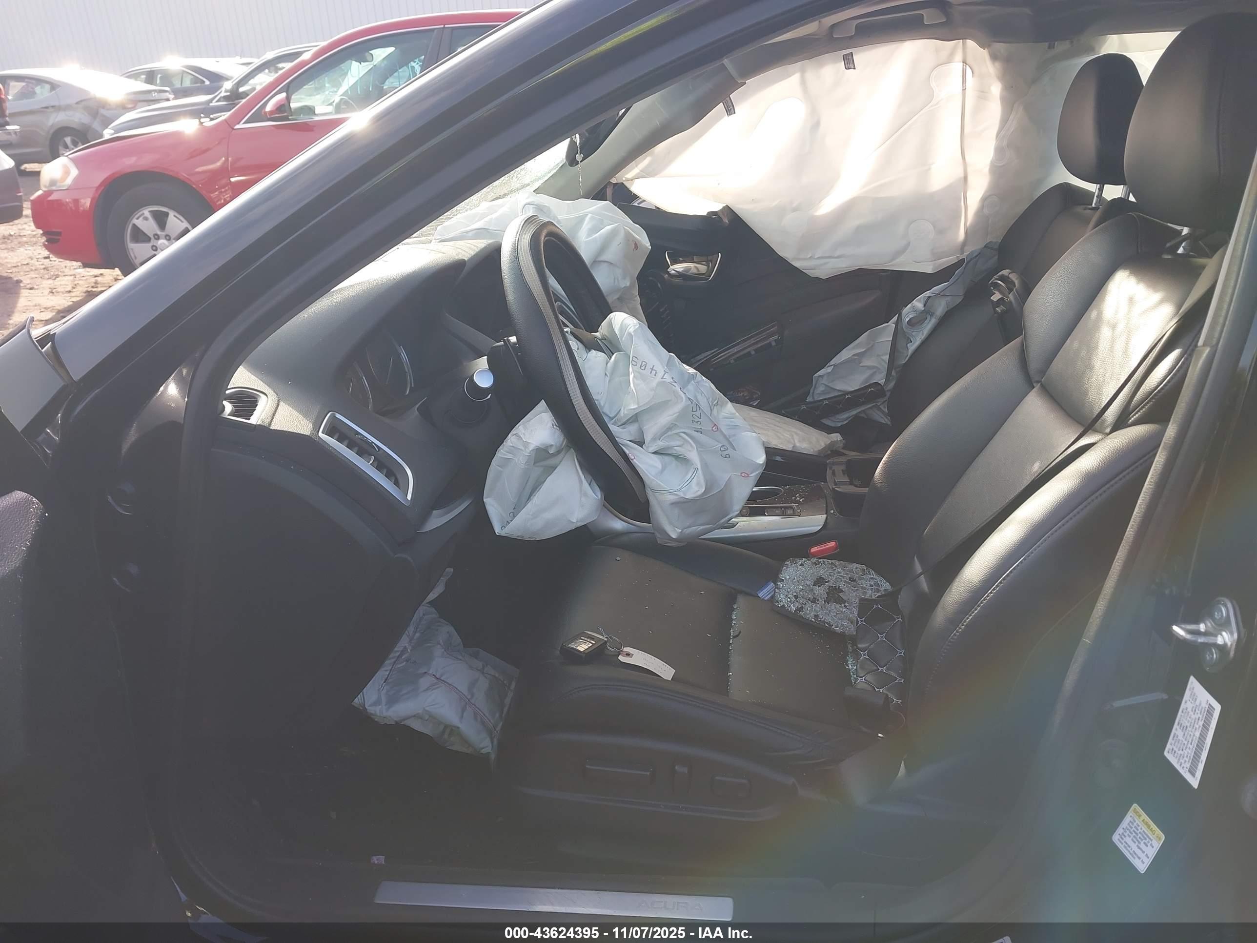 ACURA TLX image 5