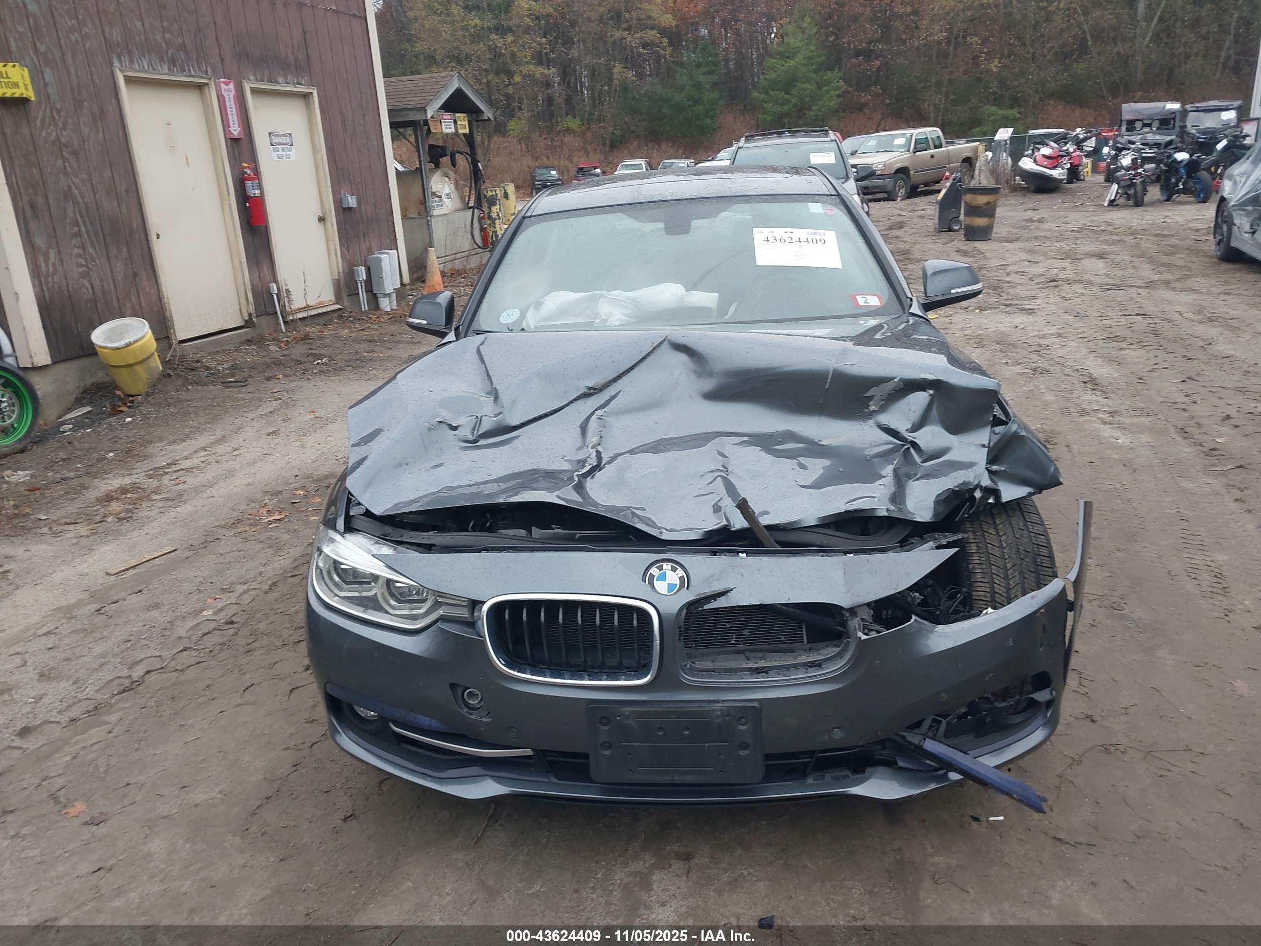 BMW 340I image 6
