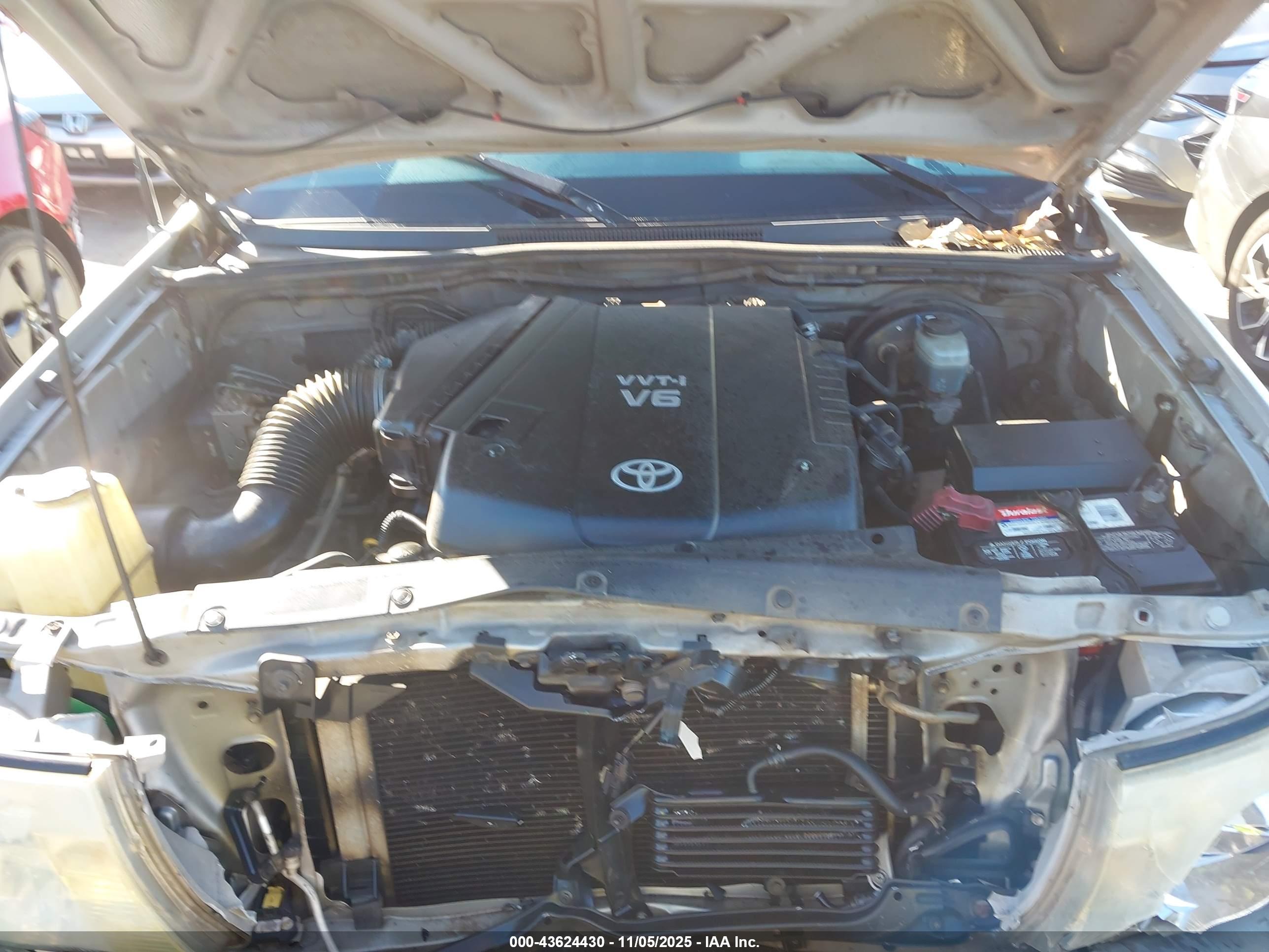 TOYOTA TACOMA image 10