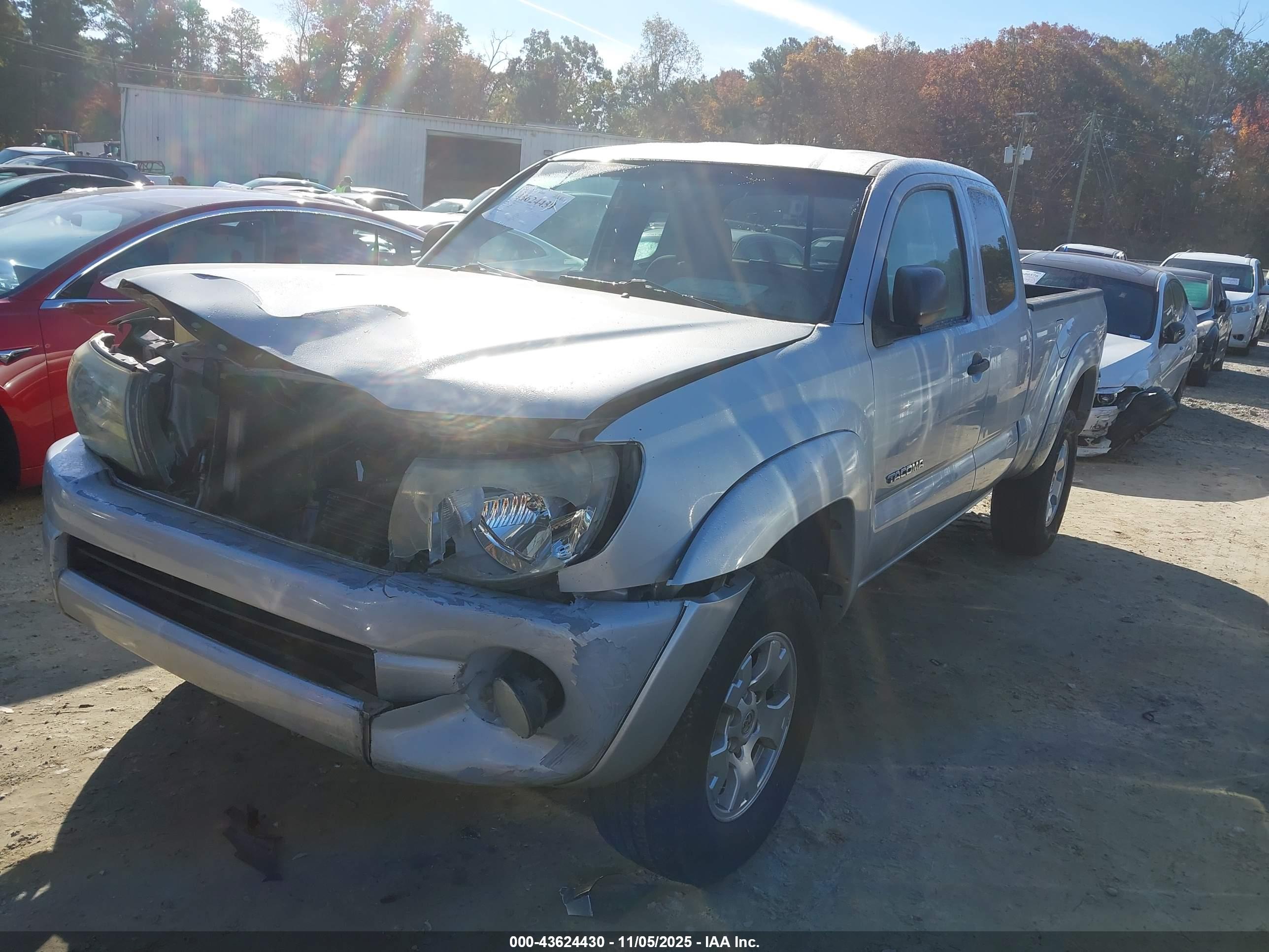 TOYOTA TACOMA image 2