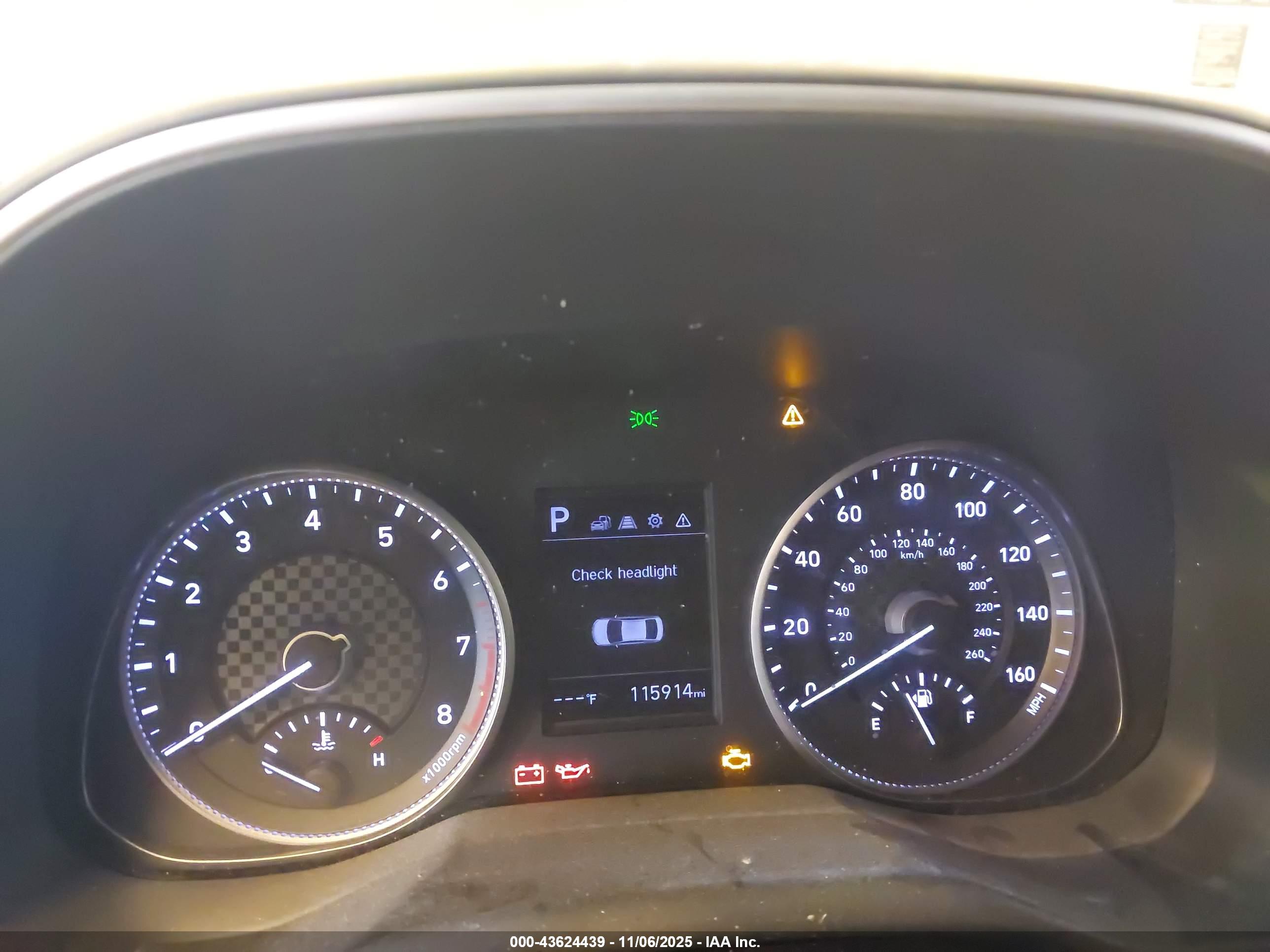 HYUNDAI ELANTRA image 7