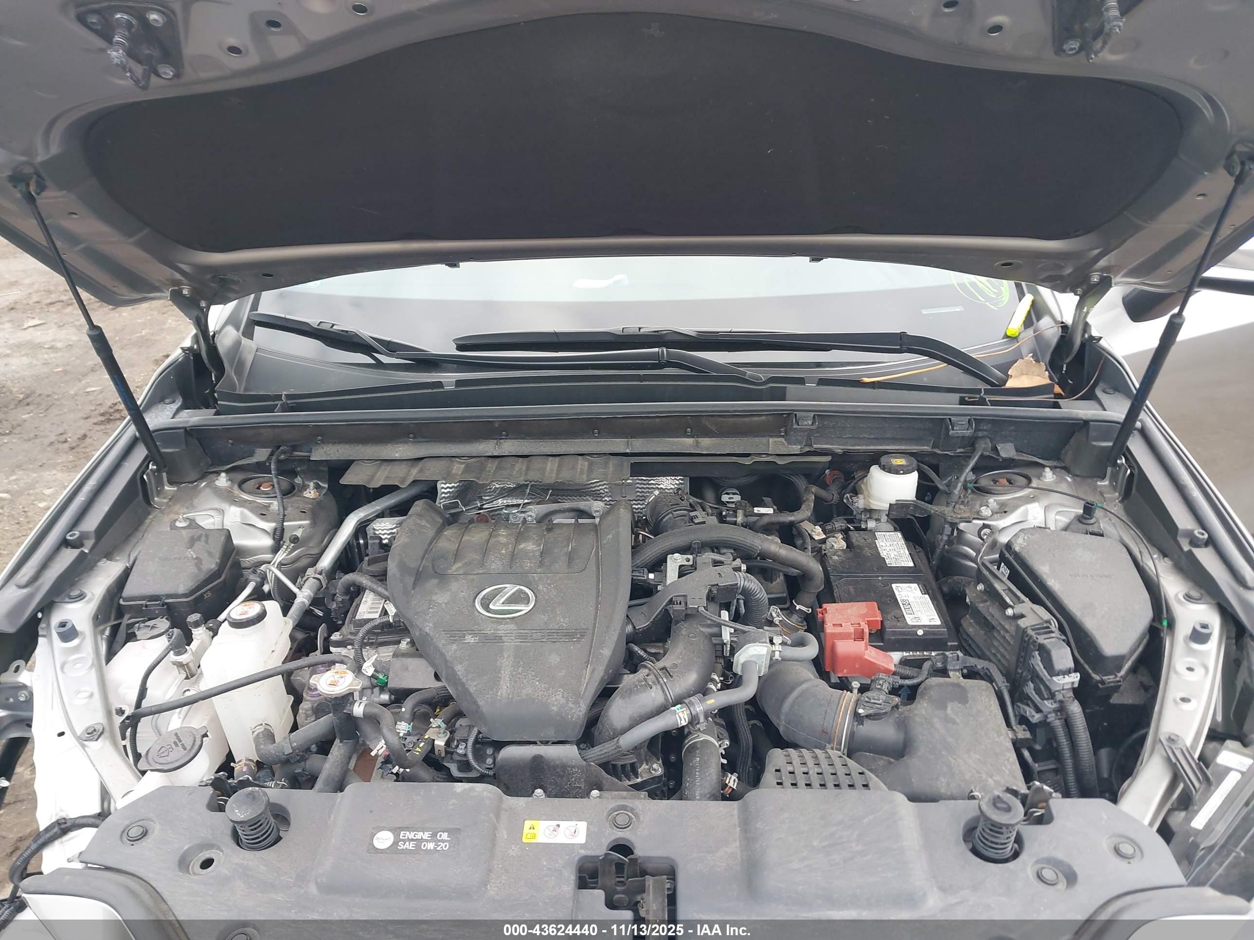 LEXUS NX image 10
