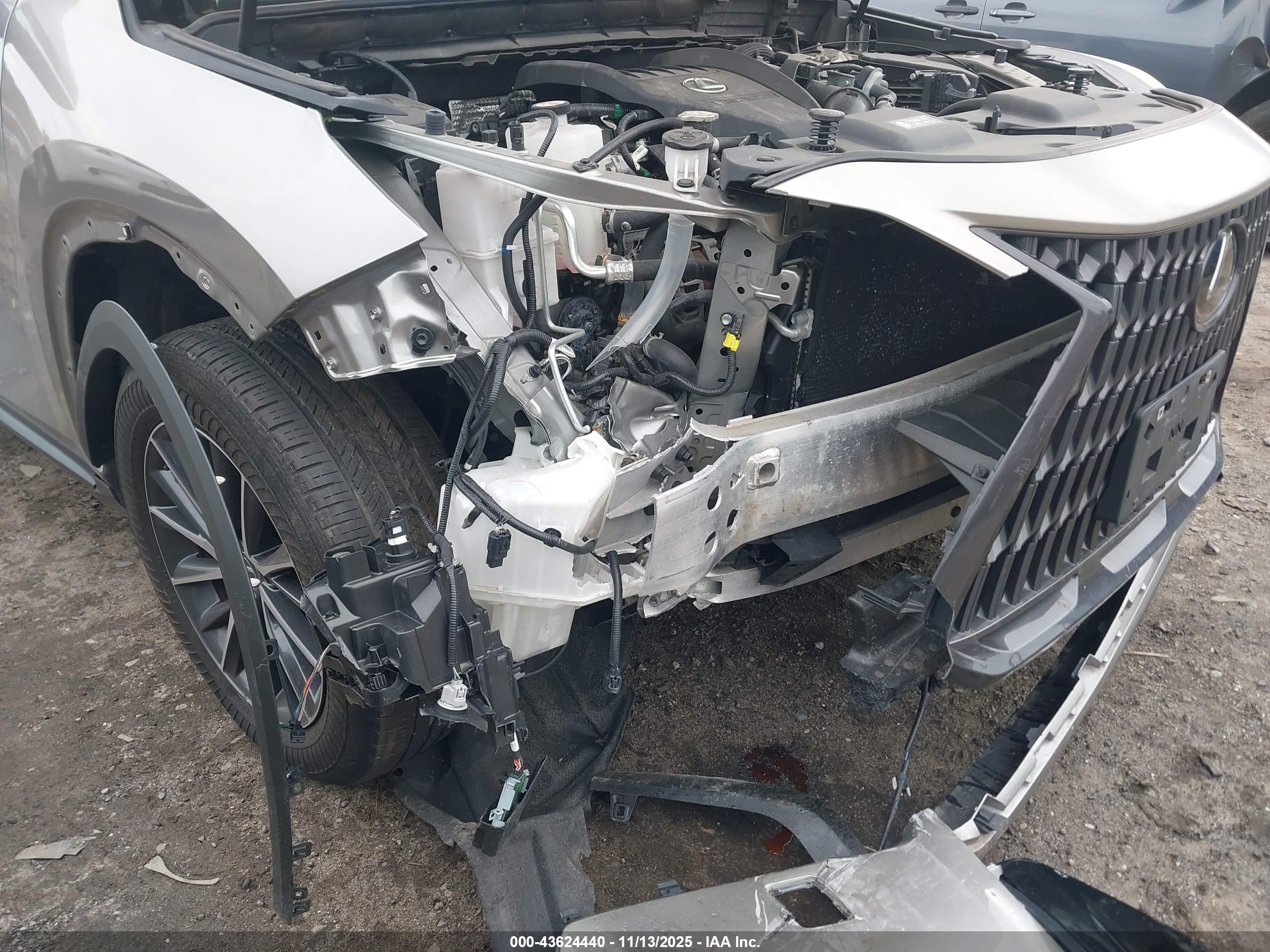 LEXUS NX image 6