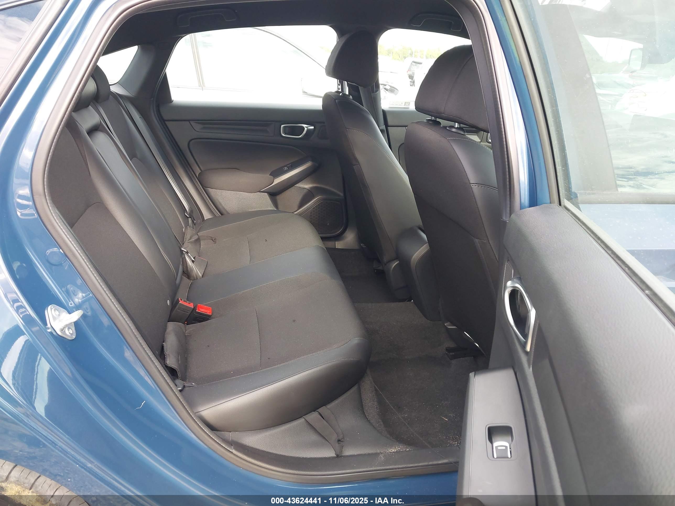 HONDA CIVIC image 8