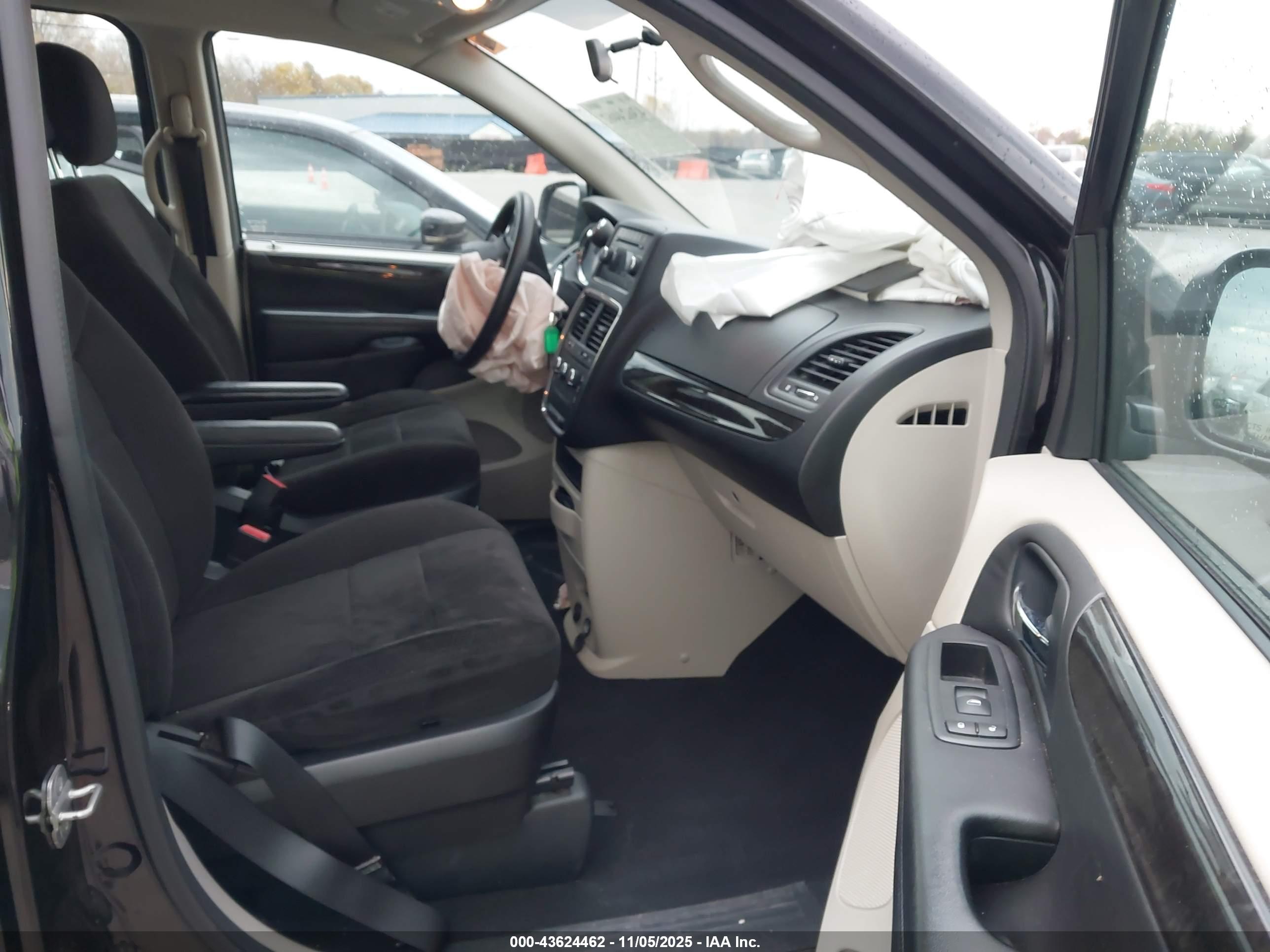 DODGE GRAND image 5