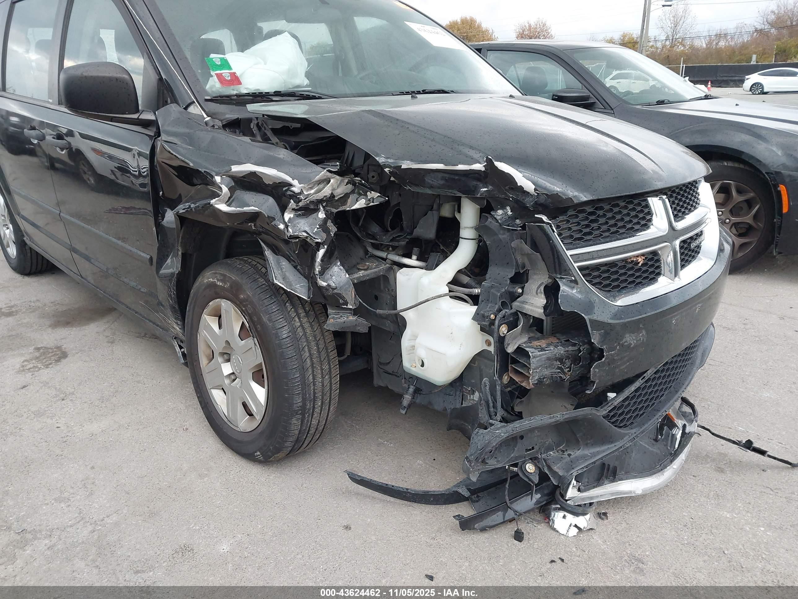 DODGE GRAND image 6