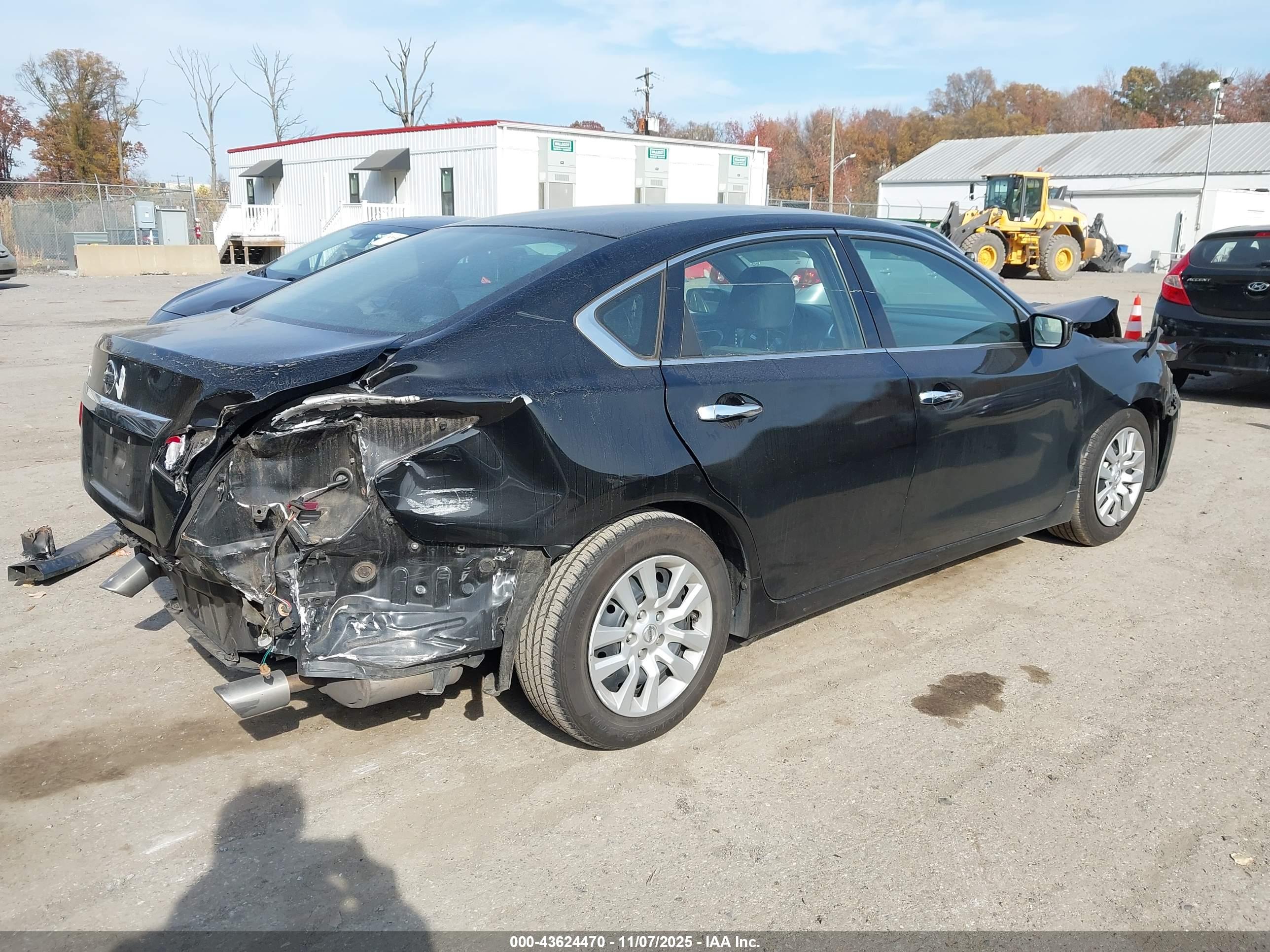 NISSAN ALTIMA image 4