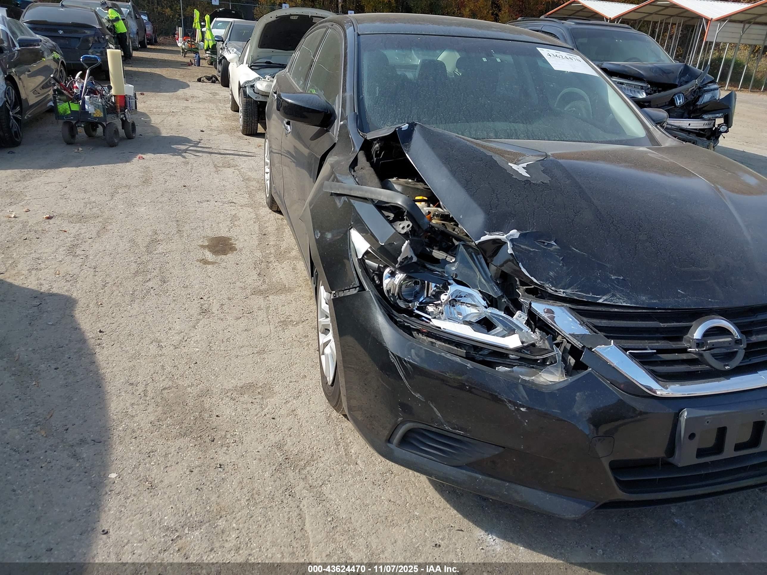 NISSAN ALTIMA image 6
