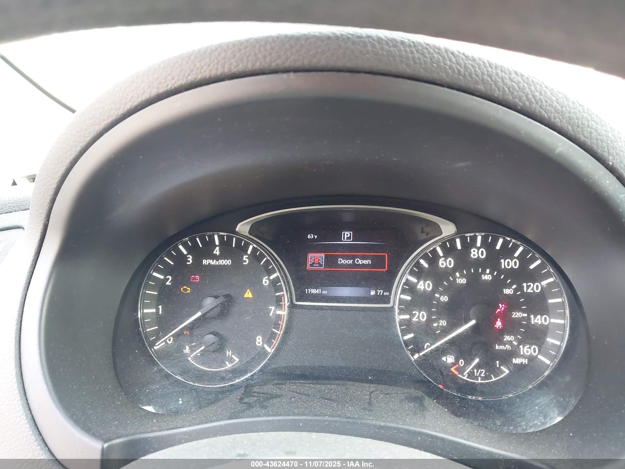 NISSAN ALTIMA image 7