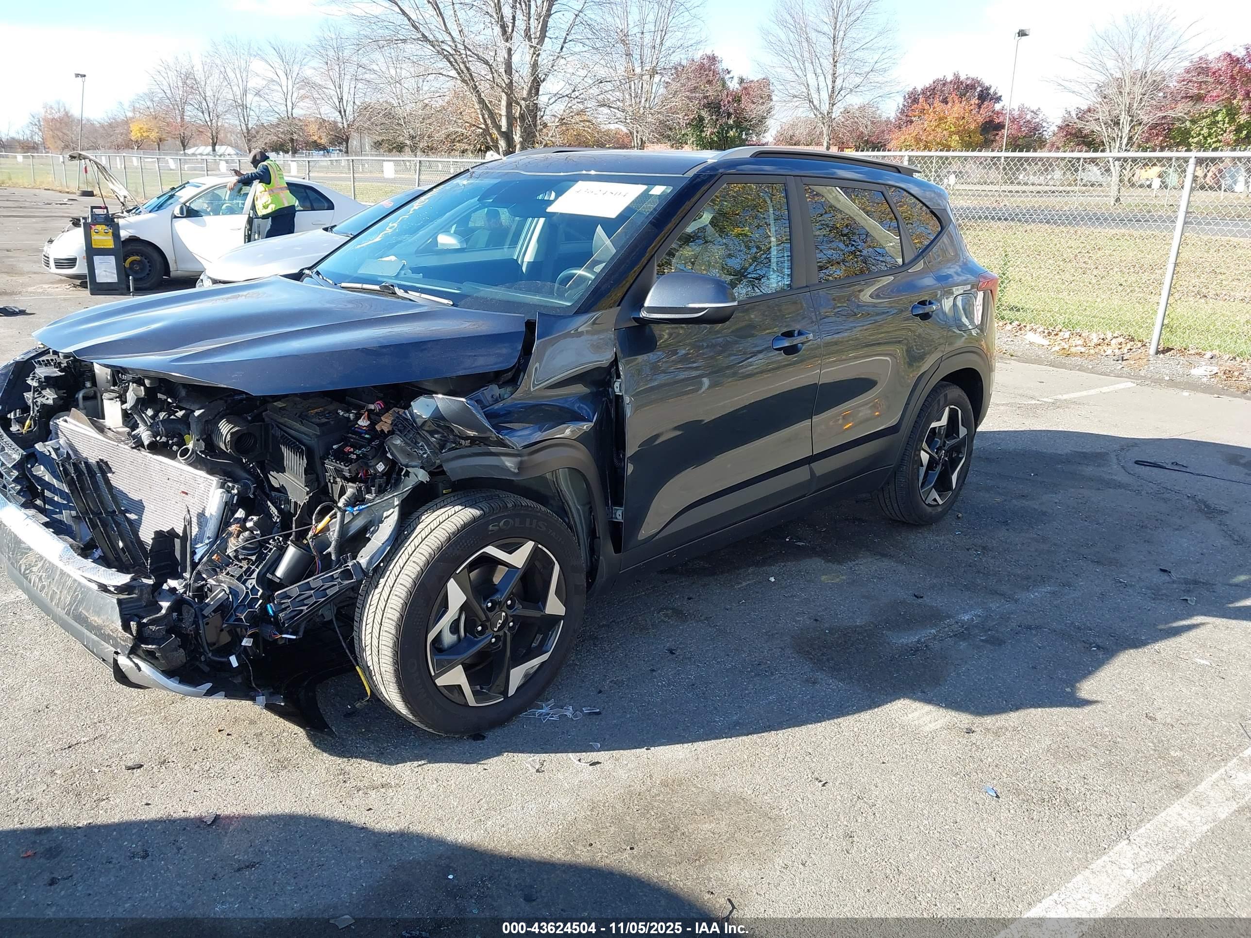 KIA SELTOS image 2