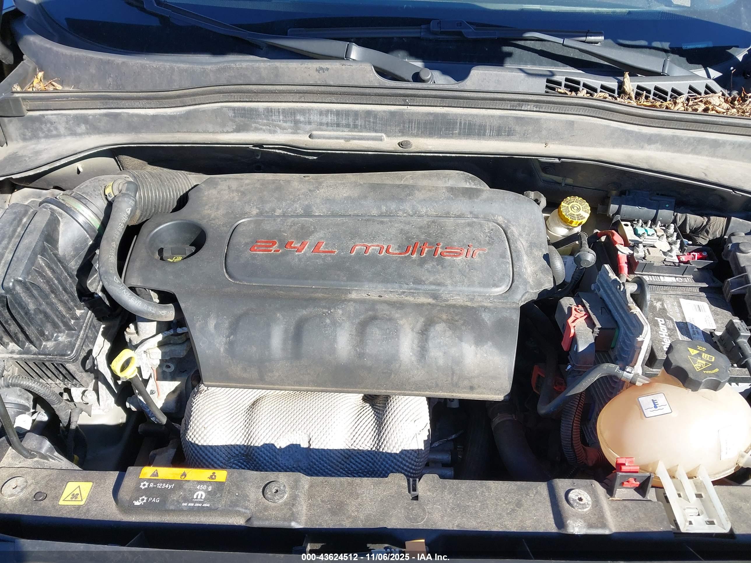 JEEP RENEGADE image 10