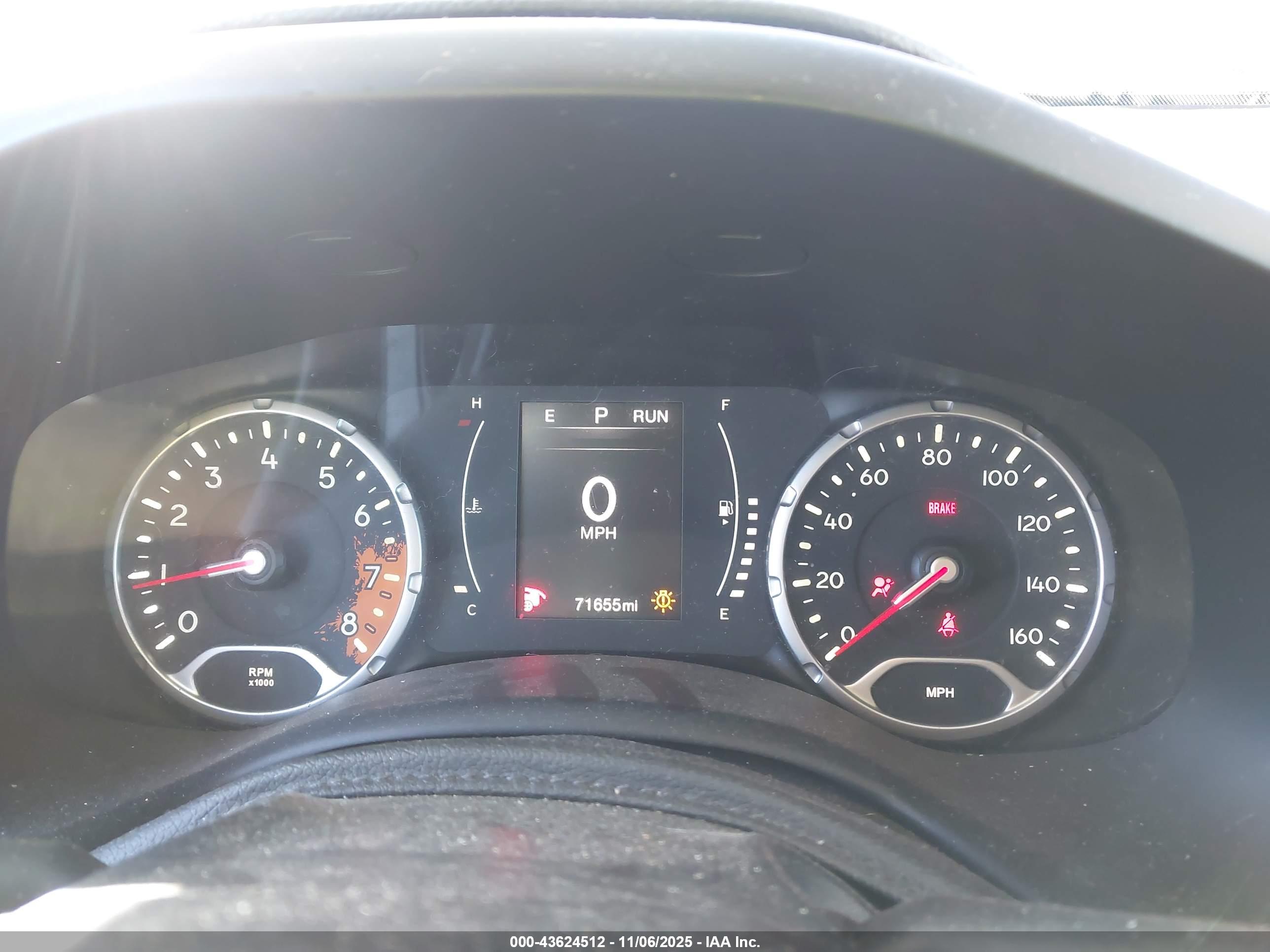 JEEP RENEGADE image 7