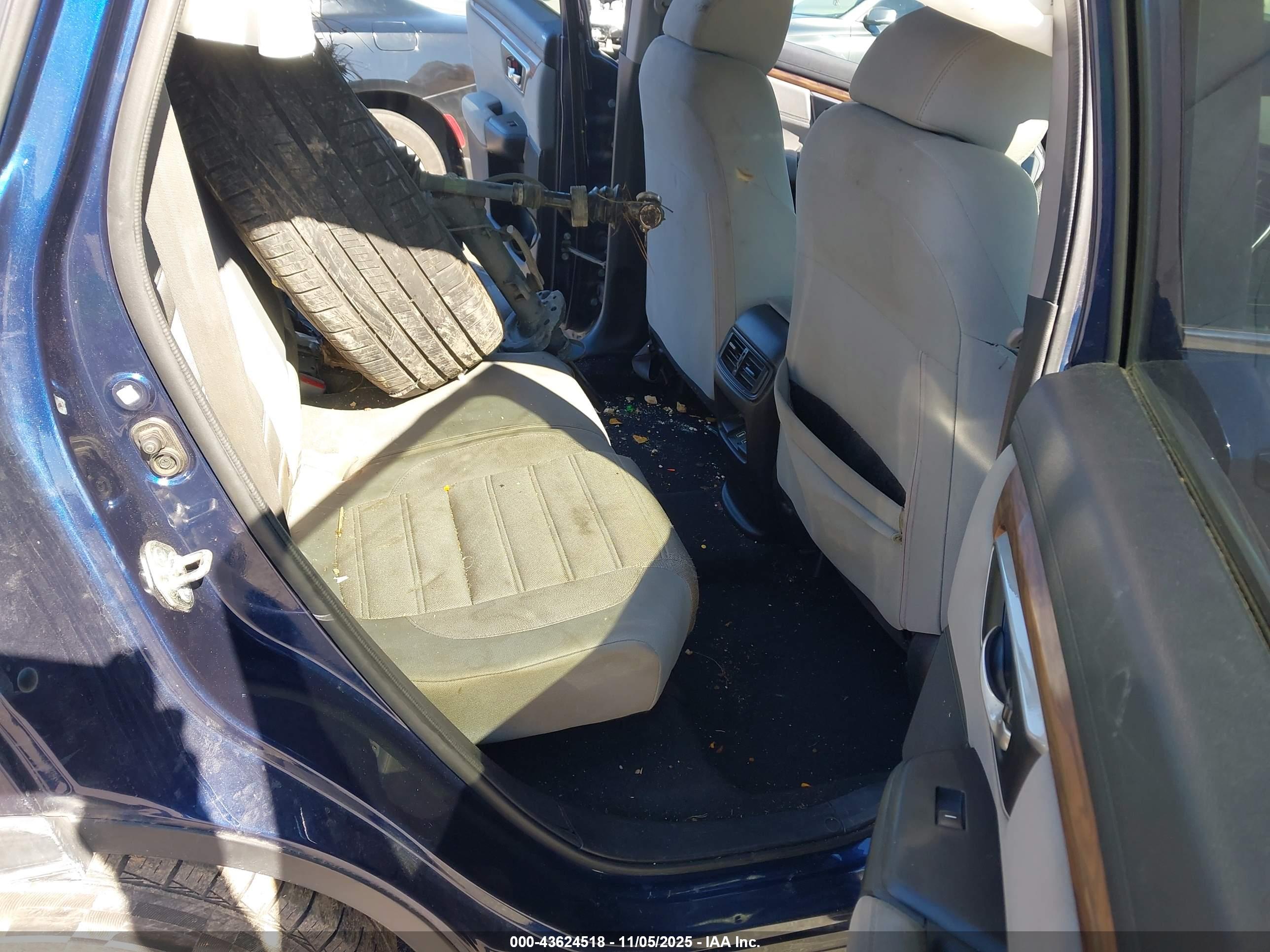 HONDA CR-V image 8