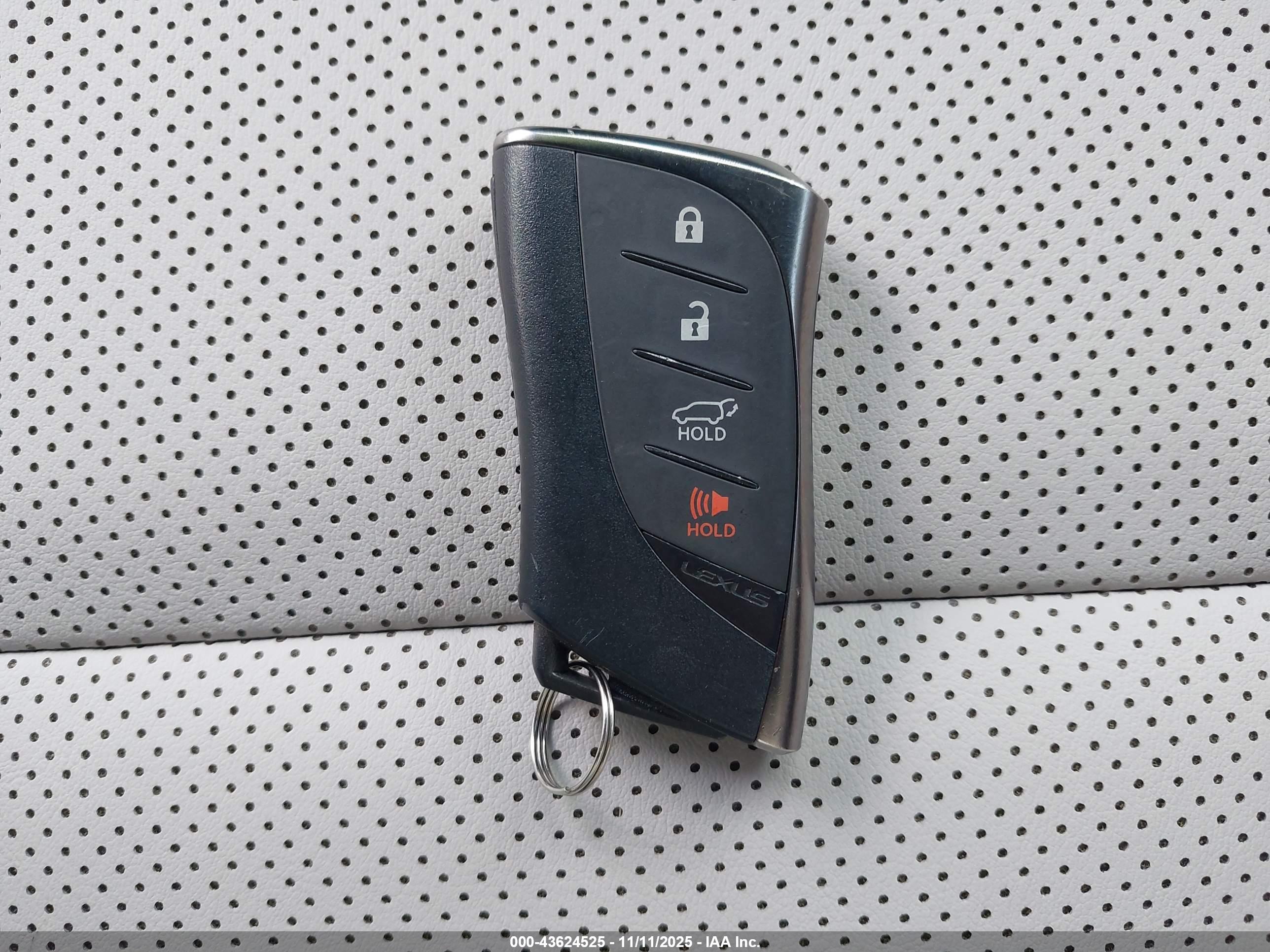 LEXUS RX image 11